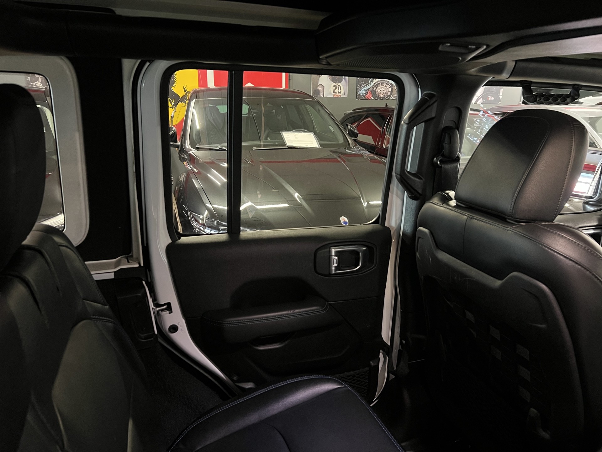 JEEP Wrangler 2.0 PHEV Unlimited Rubicon DT Automatic-image-11