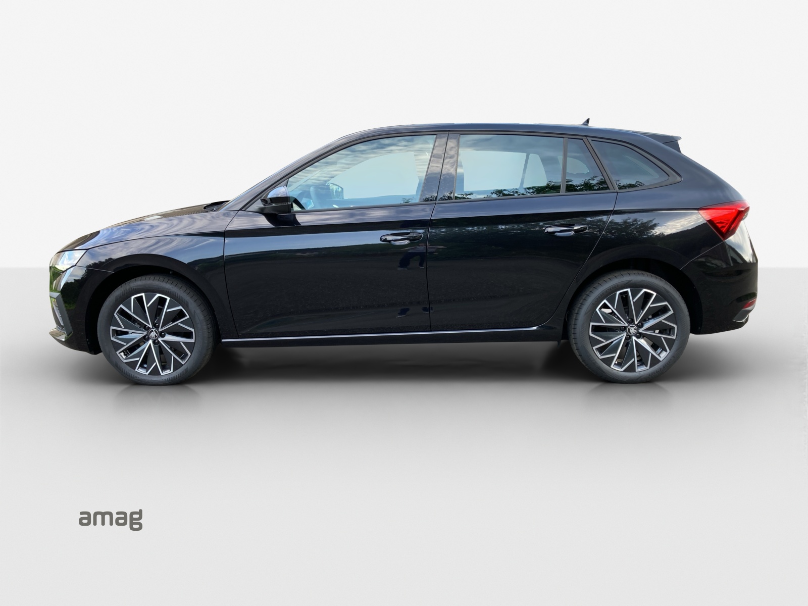 SKODA Scala 1.0 TSI Dynamic DSG-image-1