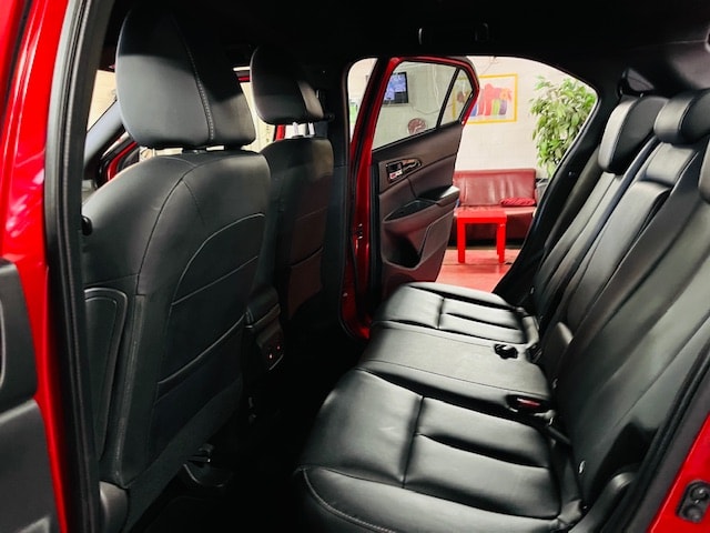 MITSUBISHI Eclipse Cross 2.4 PHEV Instyle 4WD-image-13