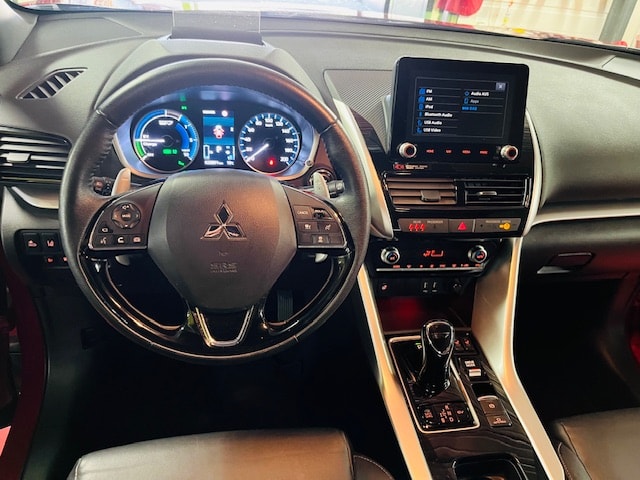 MITSUBISHI Eclipse Cross 2.4 PHEV Instyle 4WD-image-9