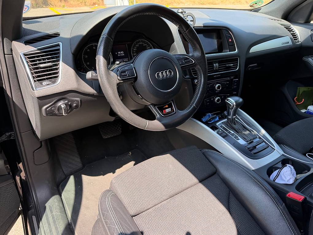 AUDI Q5-image-1
