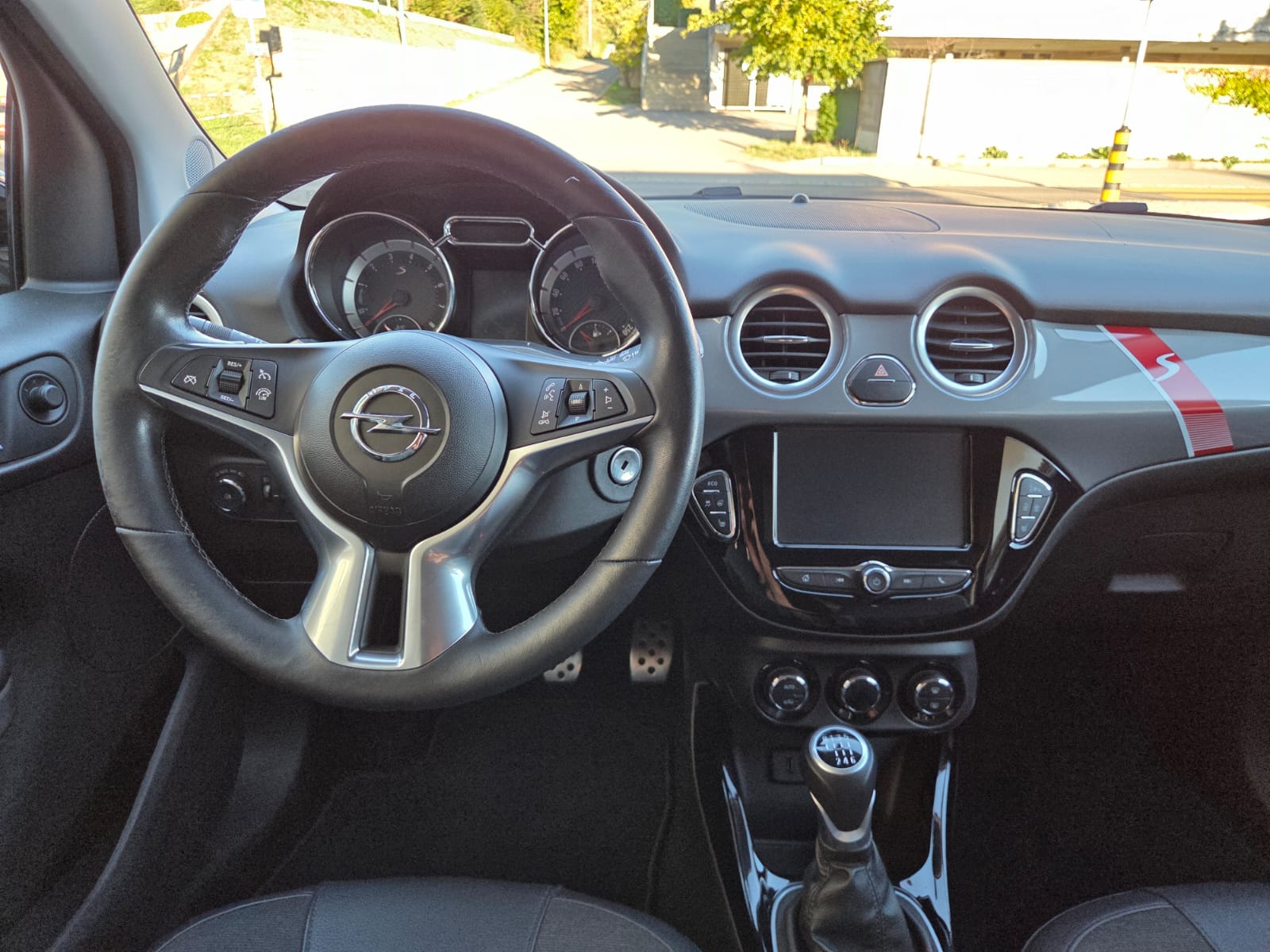 OPEL Adam 1.4 Turbo S-image-12