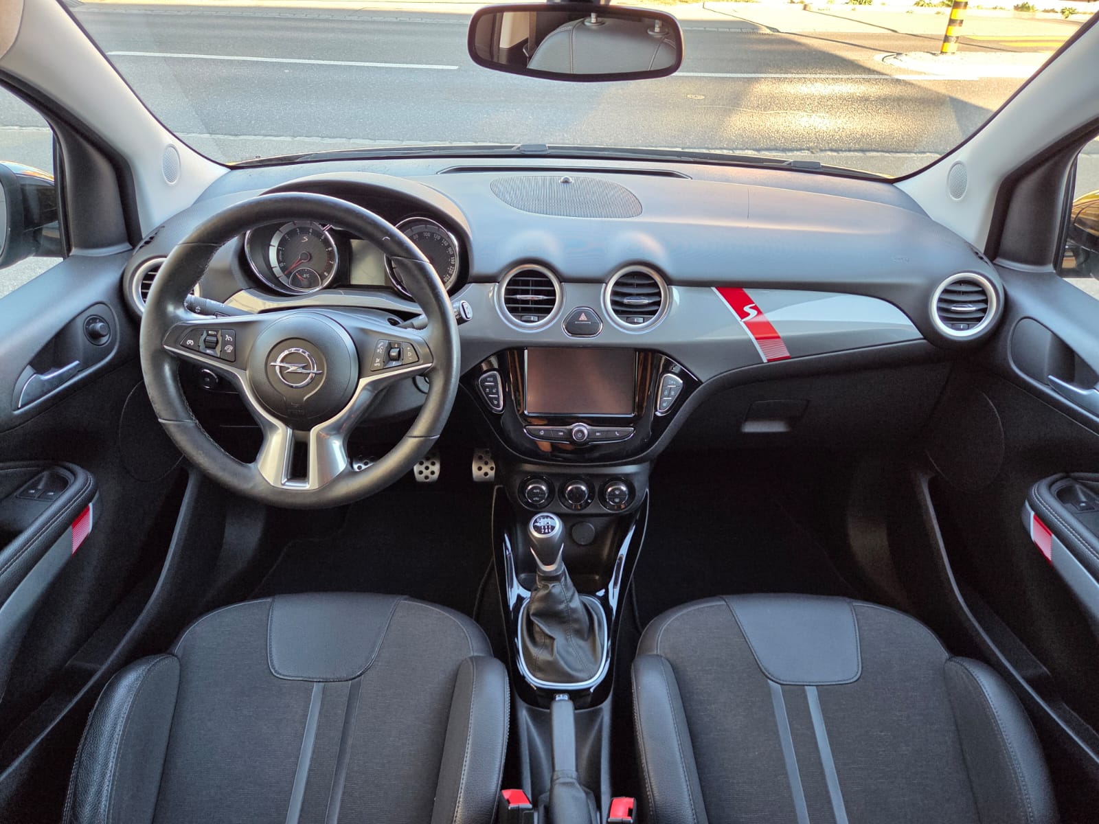 OPEL Adam 1.4 Turbo S-image-11