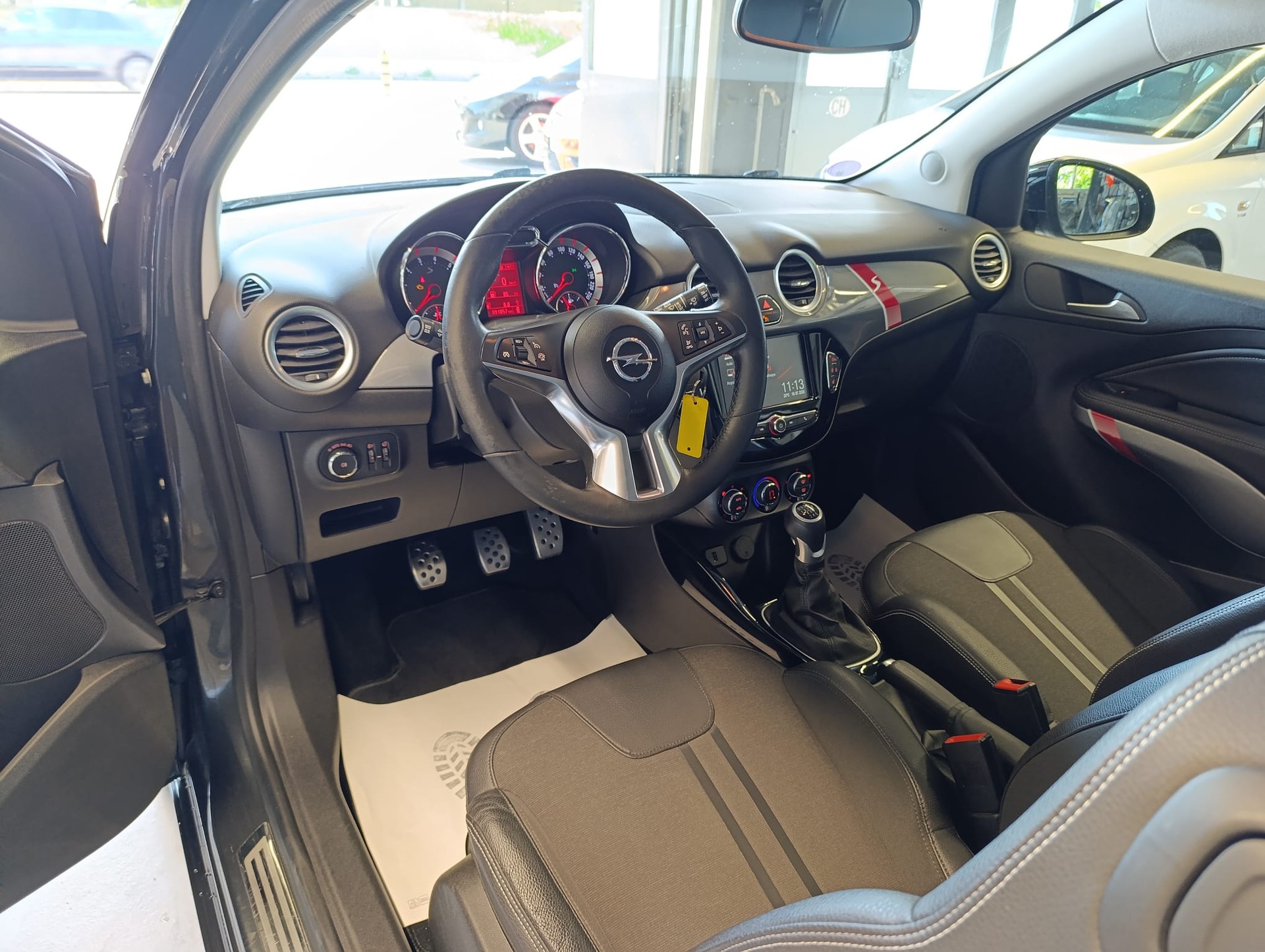 OPEL Adam 1.4 Turbo S-image-11