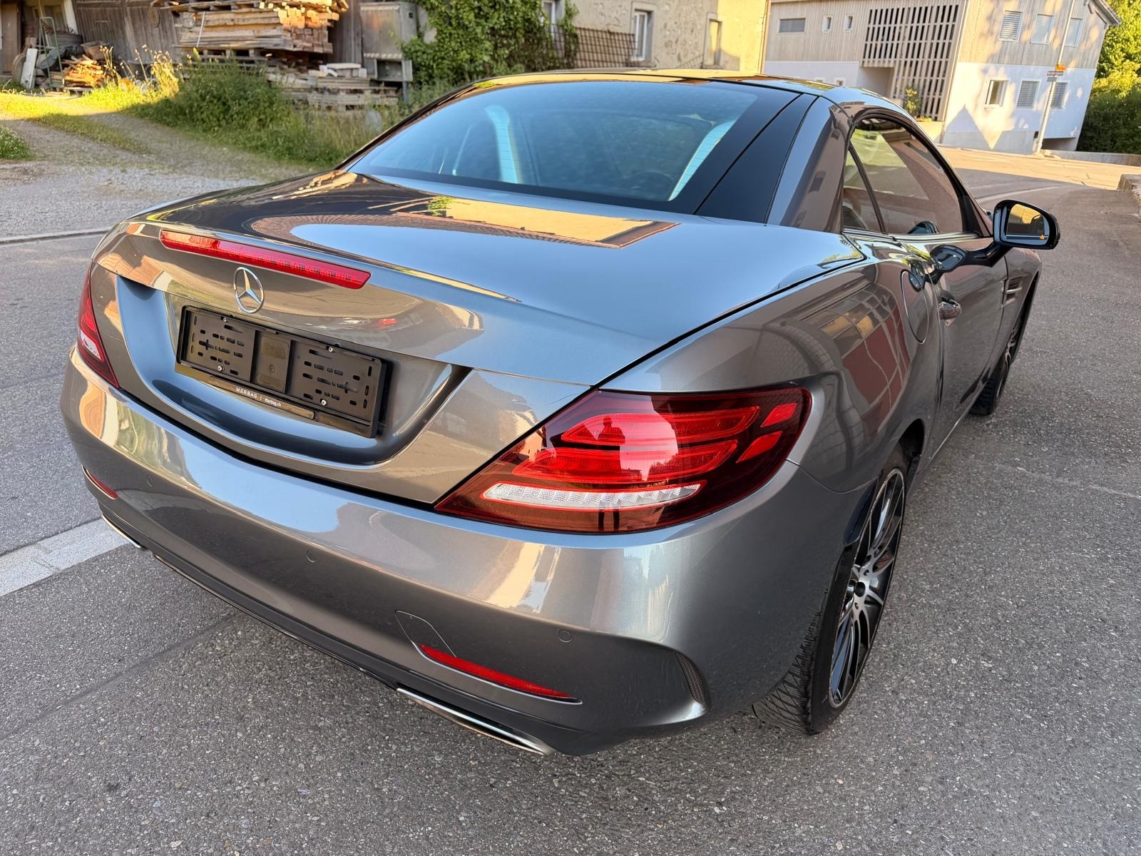 MERCEDES-BENZ SLC 200 9G-Tronic-image-3