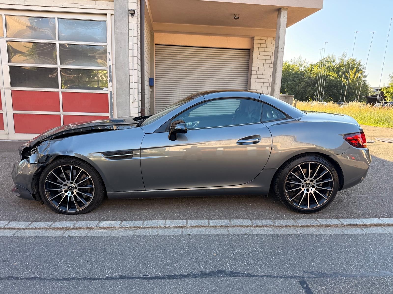 MERCEDES-BENZ SLC 200 9G-Tronic-image-6