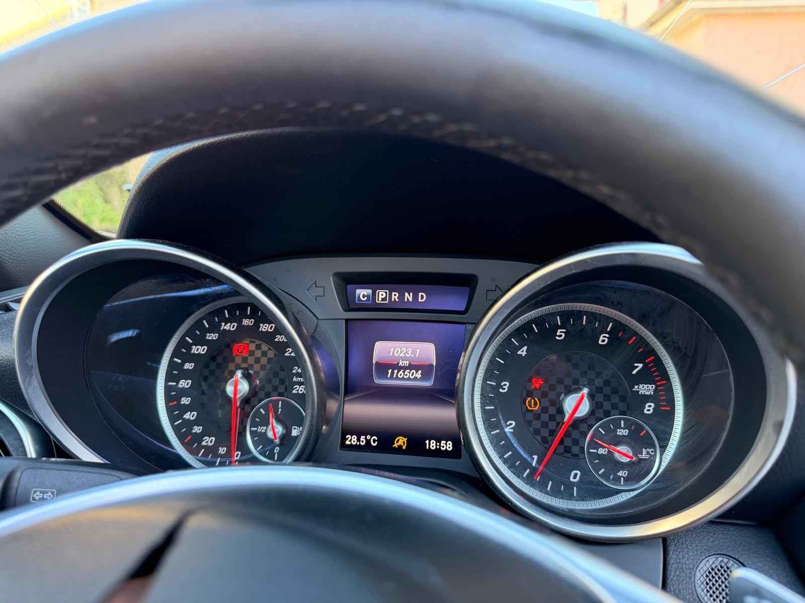 MERCEDES-BENZ SLC 200 9G-Tronic-image-15