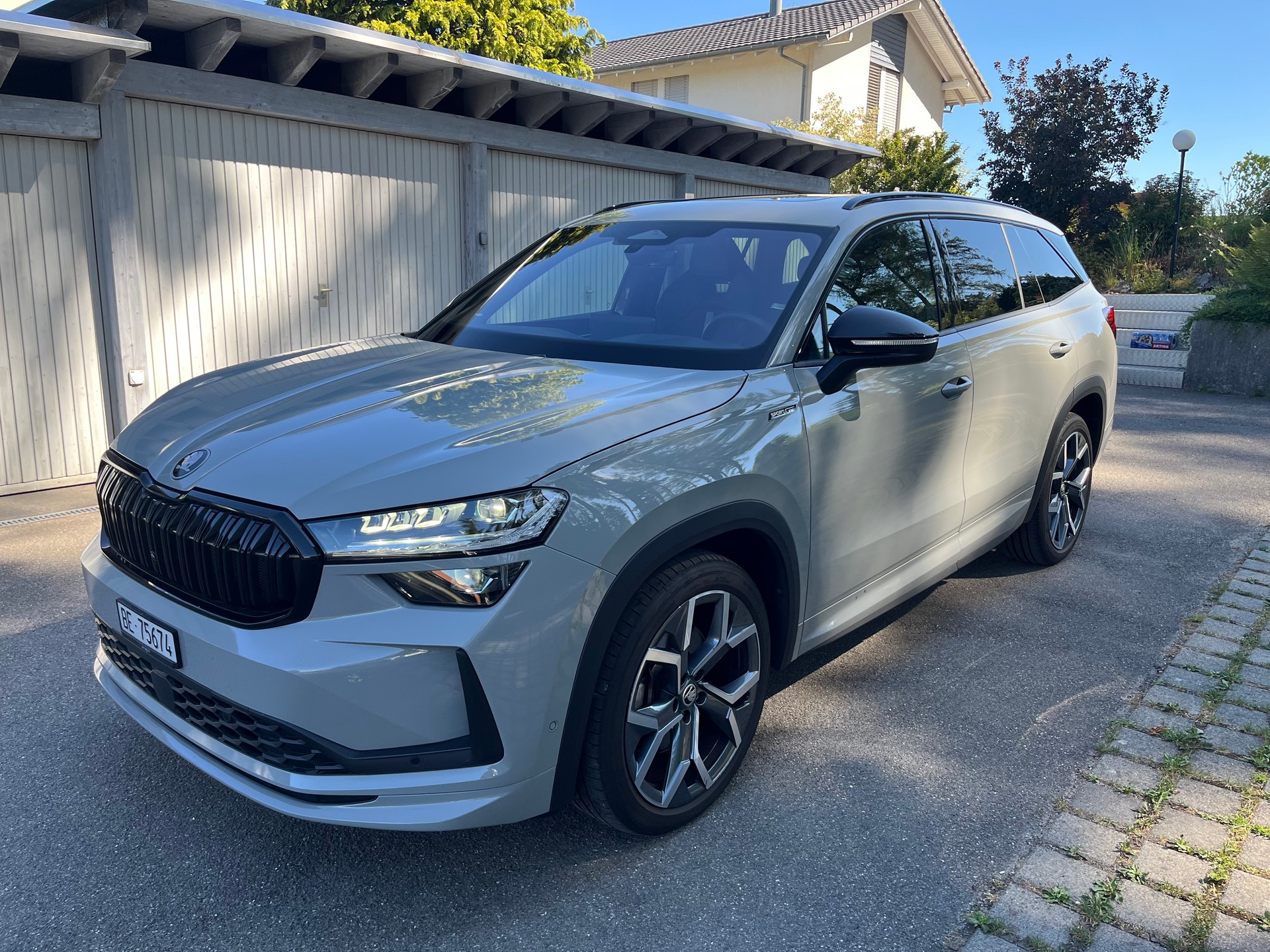 SKODA 2.0 TSI SportLine-image-0