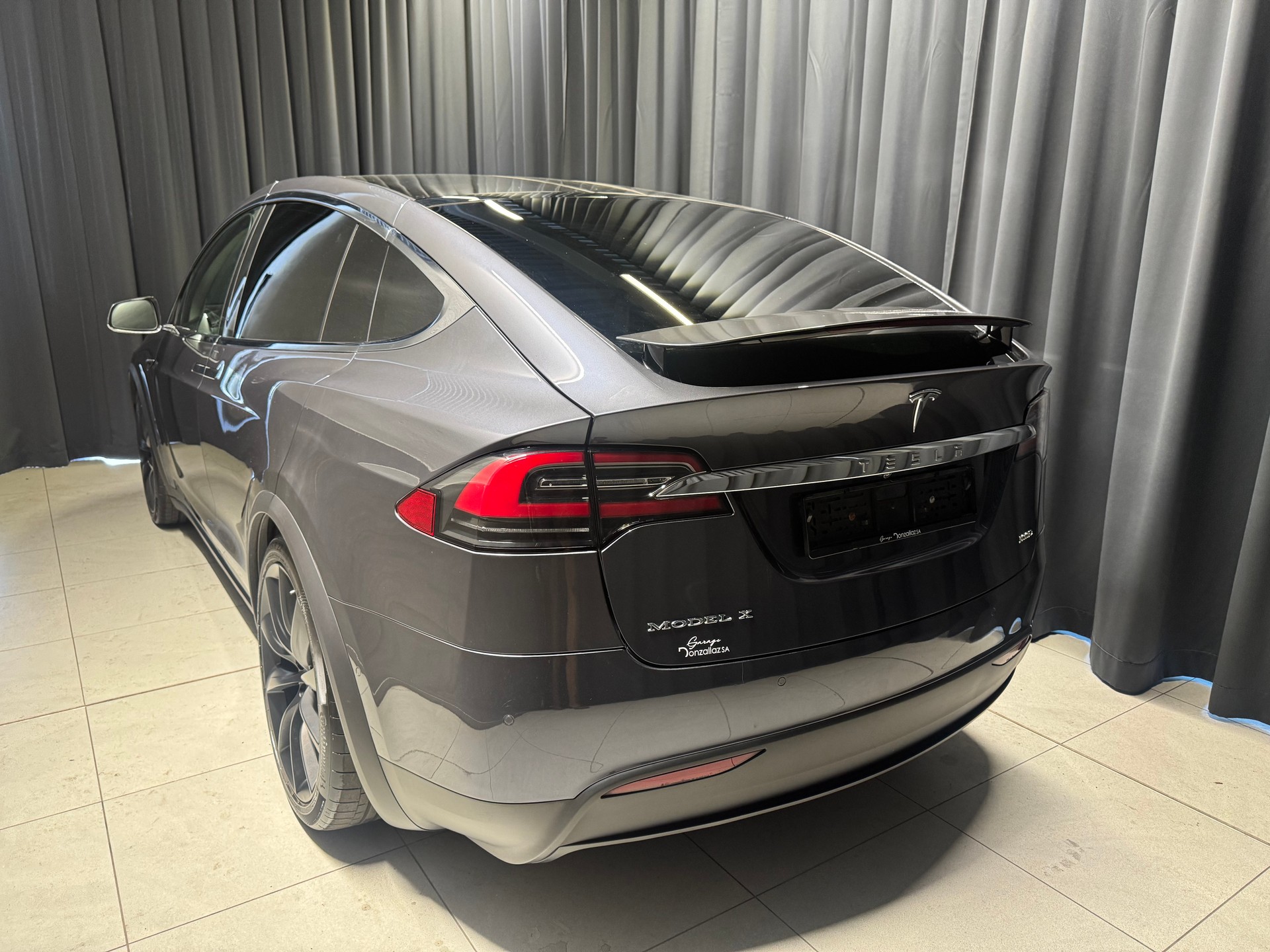 TESLA Model X 100 D(31)-image-3