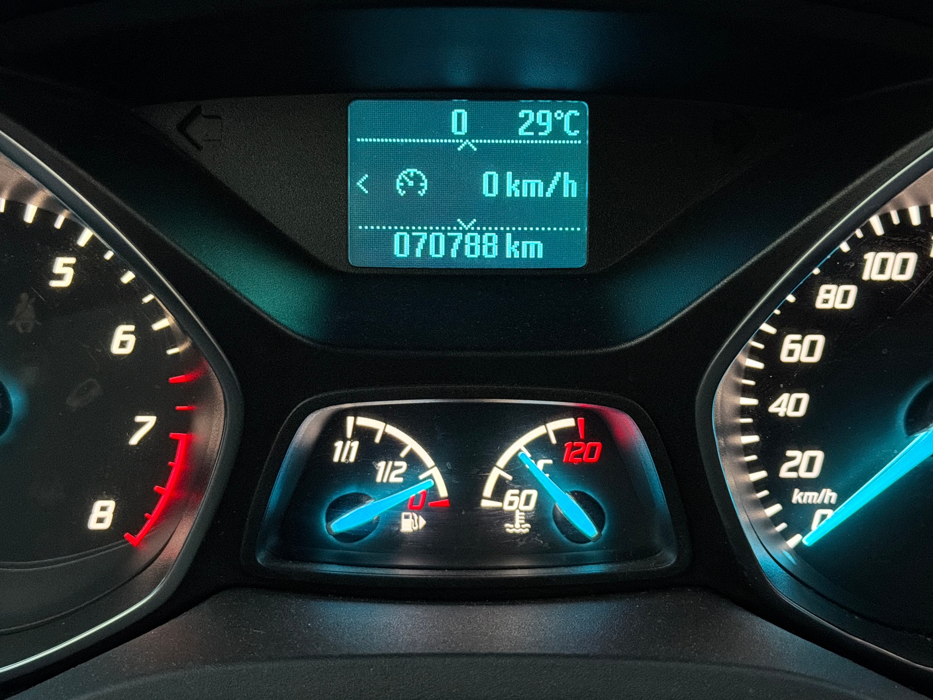 FORD Kuga 1.5 SCTi Freetech 2WD-image-15