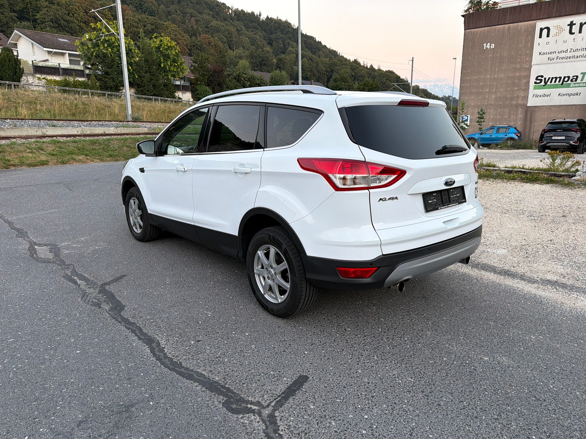FORD Kuga 1.5 SCTi Freetech 2WD-image-2