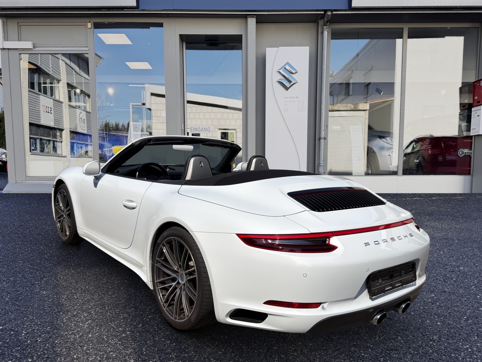 PORSCHE 911 Carrera 4S Cabrio PDK-image-3