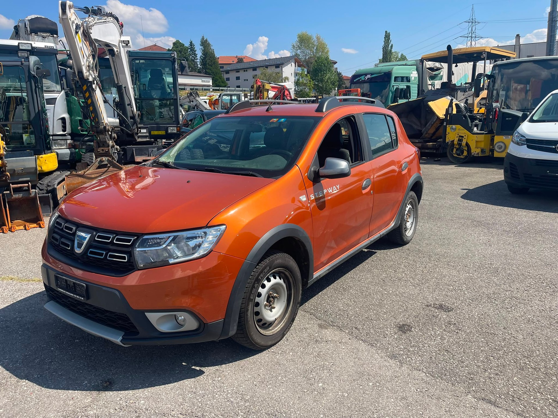 DACIA Sandero Tce 90 Stepway Automatic-image-1