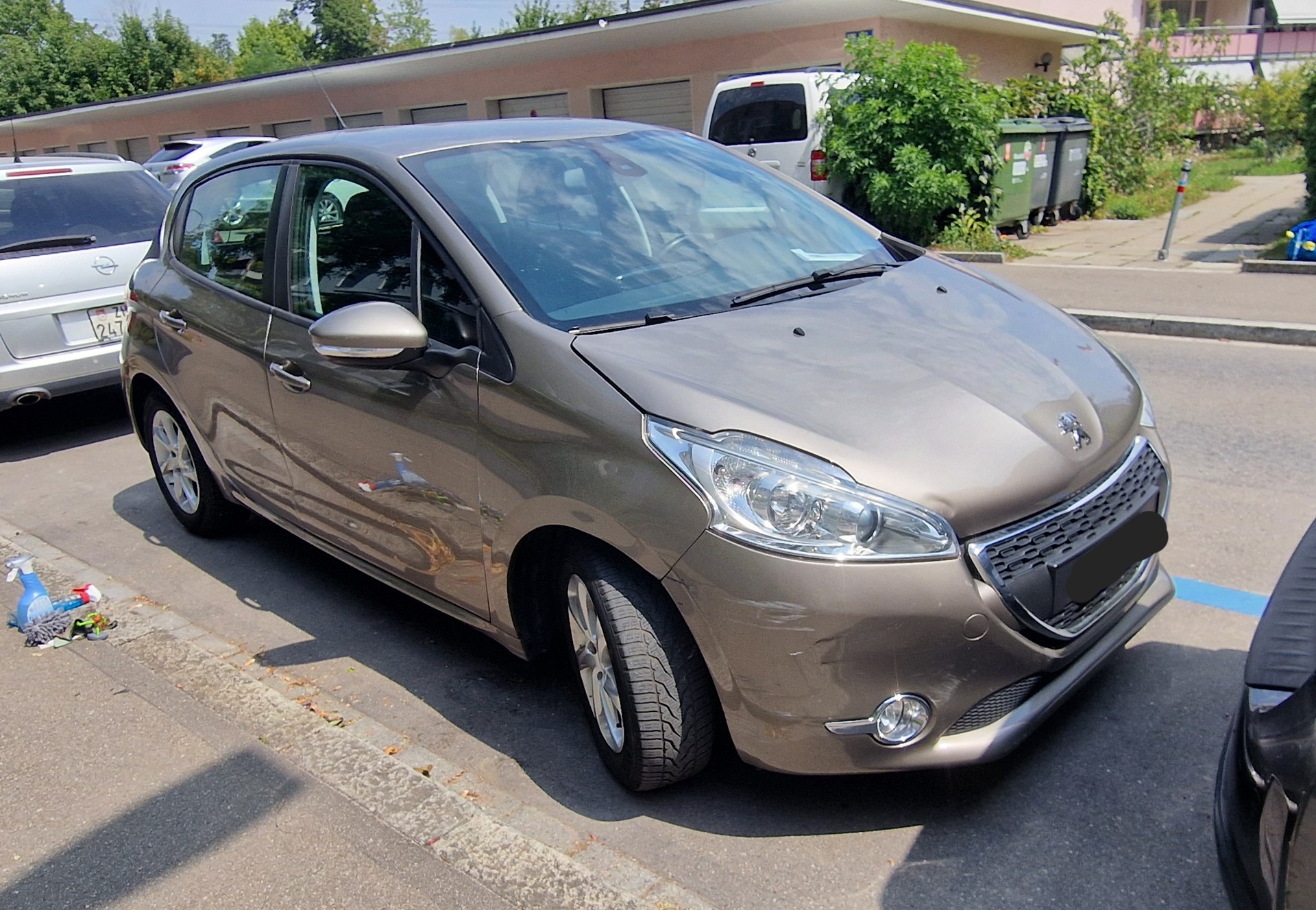 PEUGEOT 1.2 VTi-image-0