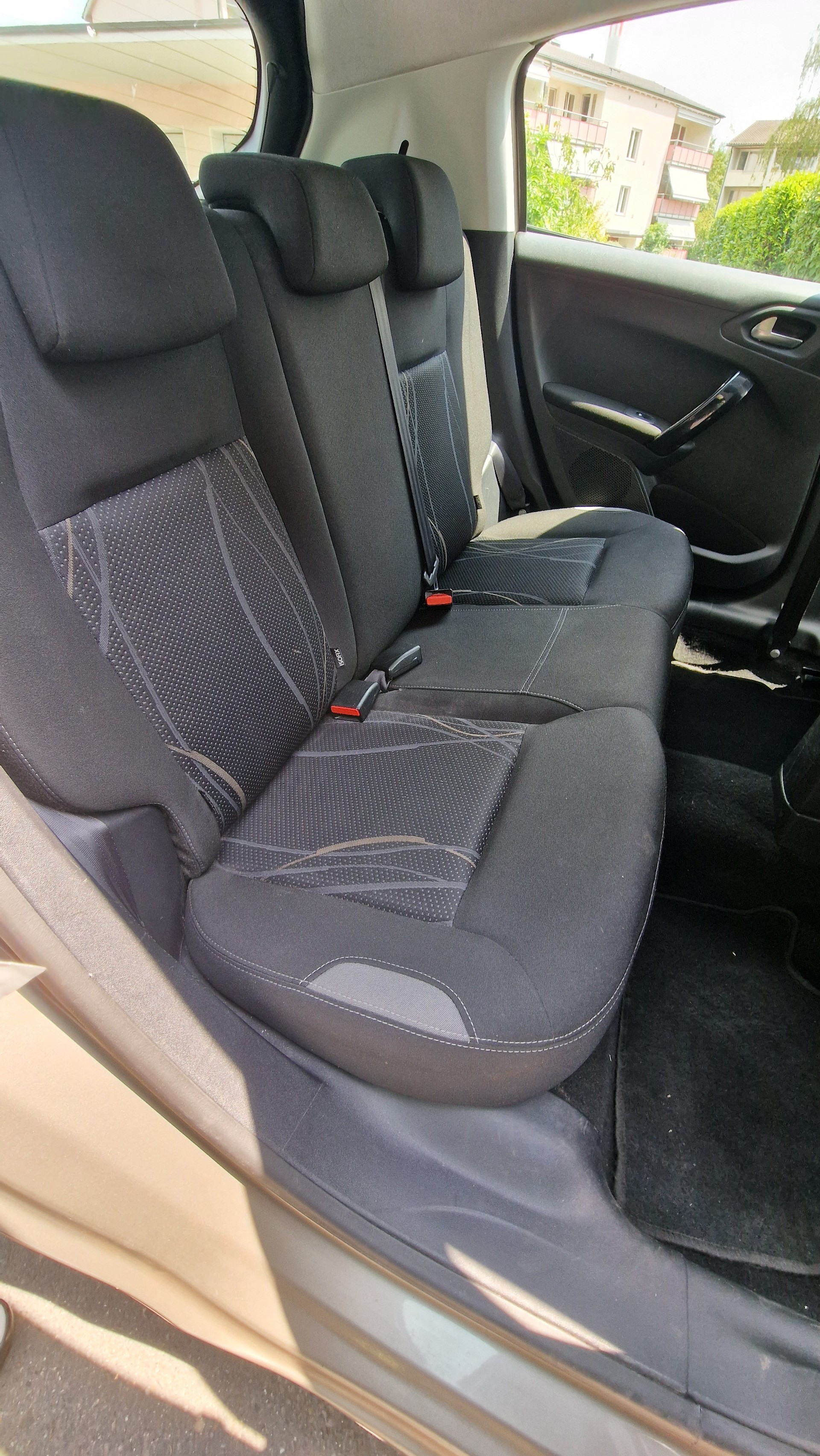 PEUGEOT 1.2 VTi-image-3