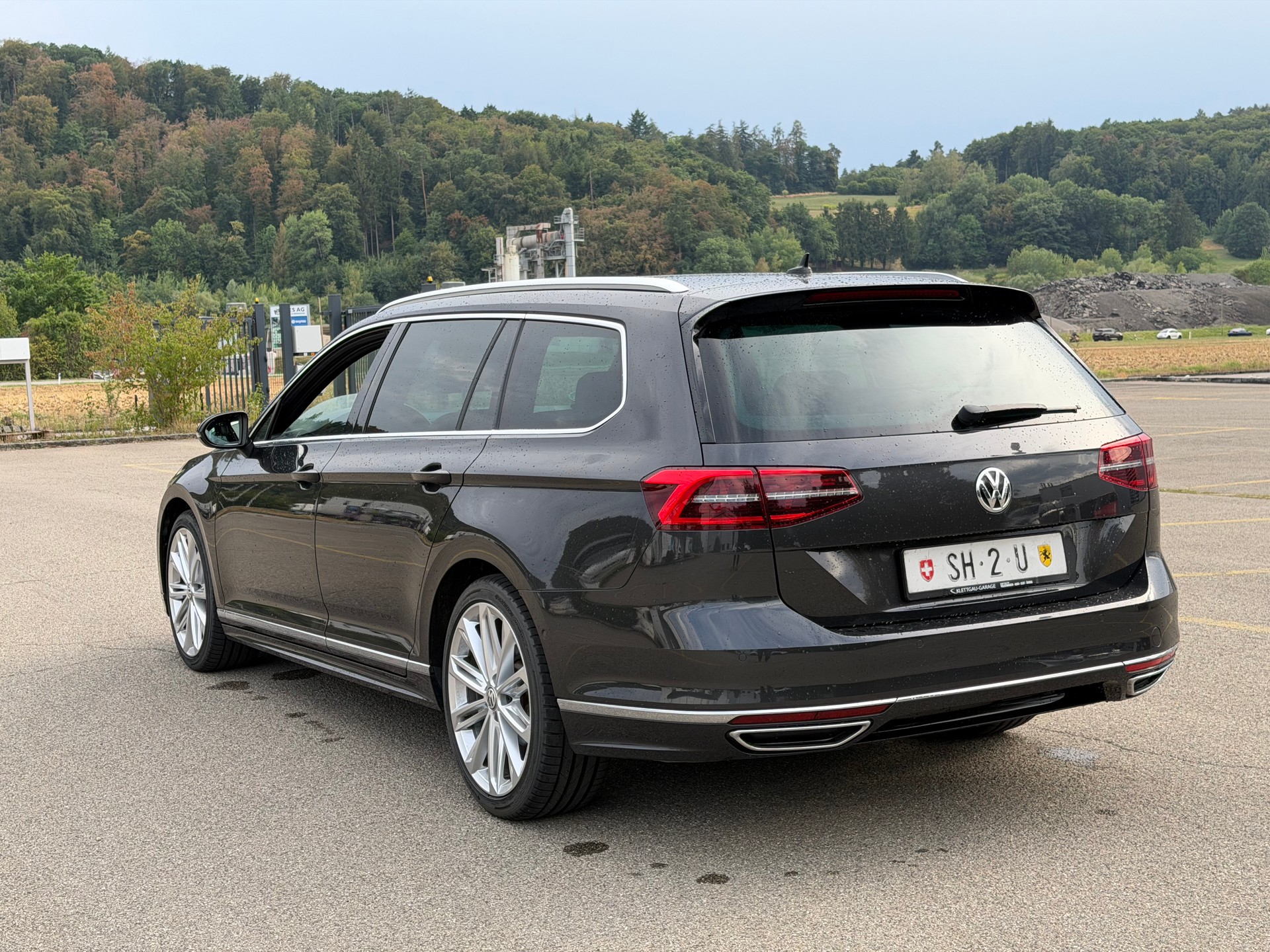 VW Passat Variant 2.0 TSI BMT Sport DSG-image-6
