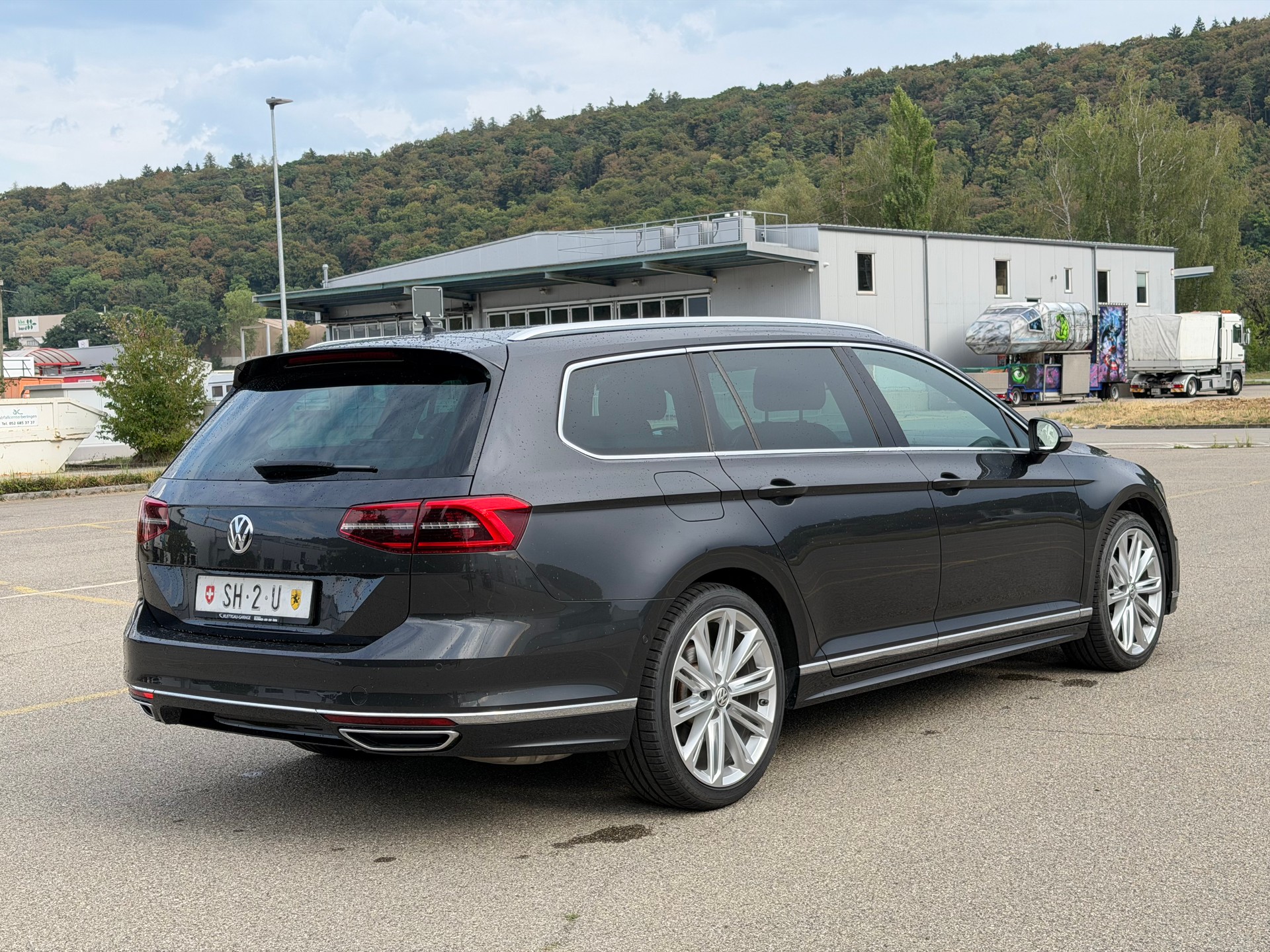 VW Passat Variant 2.0 TSI BMT Sport DSG-image-4