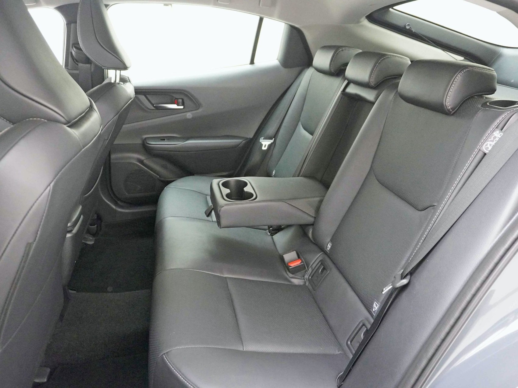 TOYOTA Prius 2.0 Plug-In-Hybrid Premium ** inkl. 360° Kamera **-image-21
