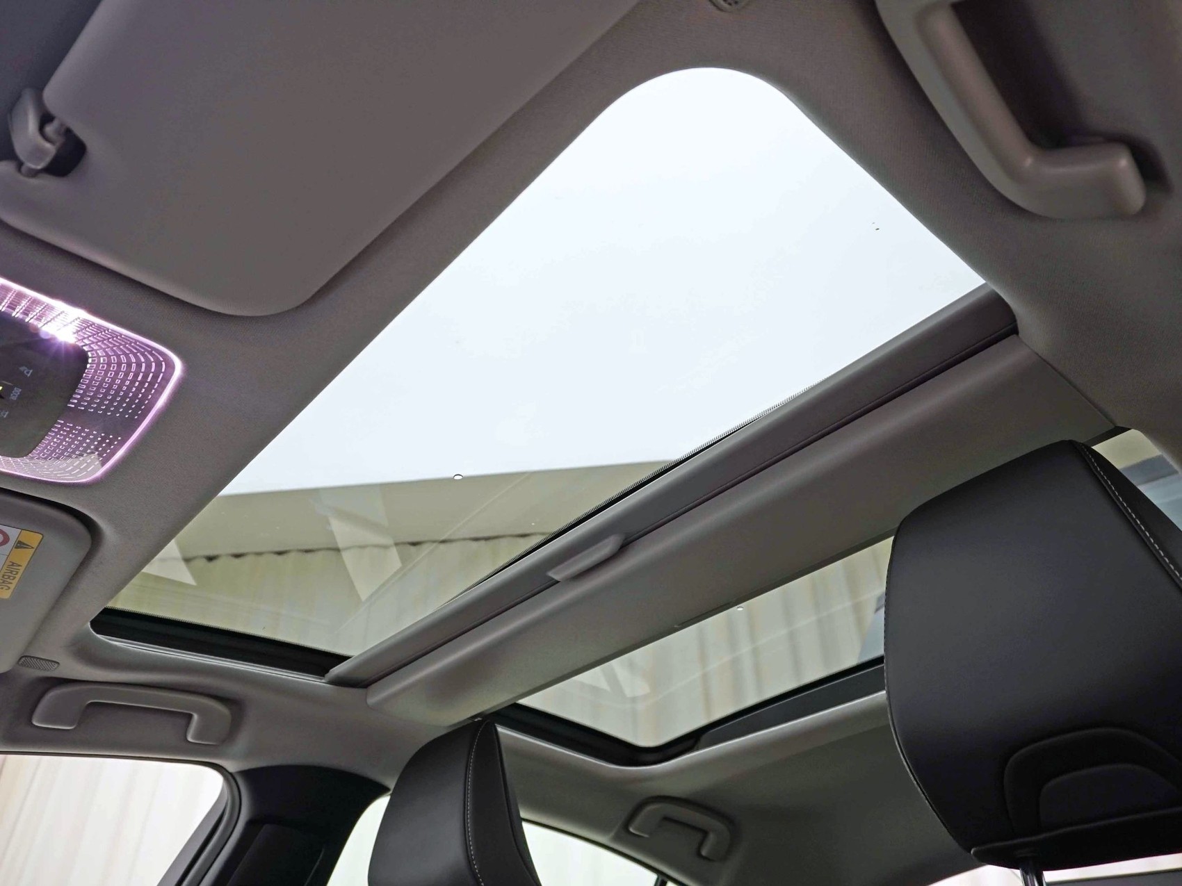 TOYOTA Prius 2.0 Plug-In-Hybrid Premium ** inkl. 360° Kamera **-image-8