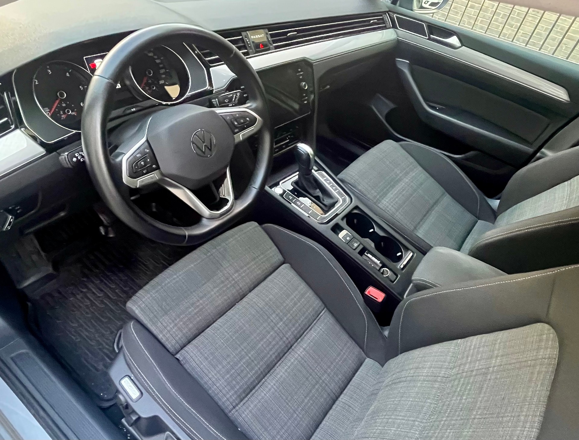 VW 2.0 TDI 150 Business DSG-image-4