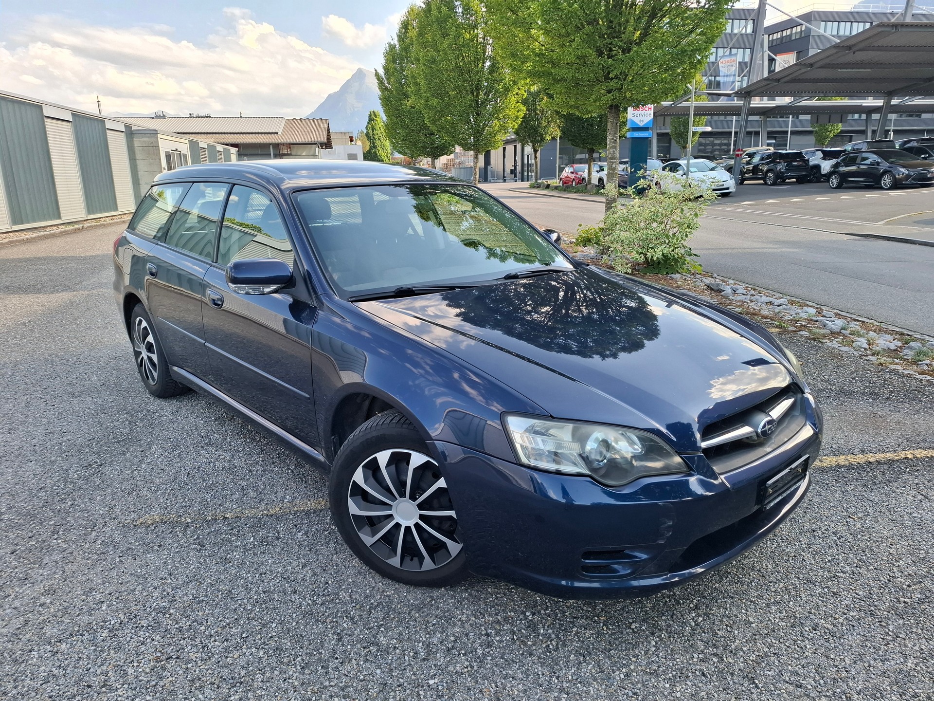 SUBARU Legacy 2.0i AWD-image-4