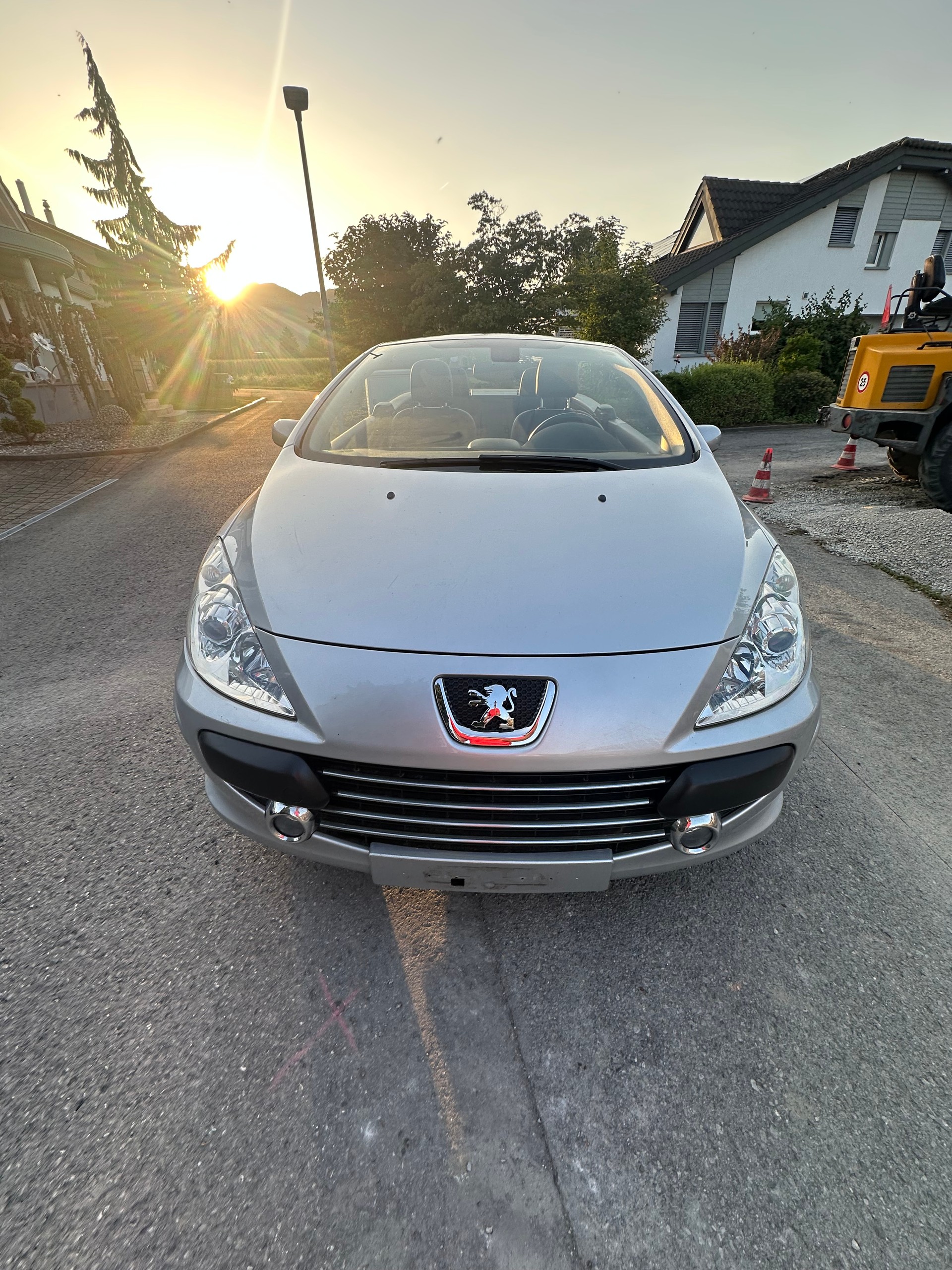 PEUGEOT 2.0 16V 143 Black&Silver-image-1