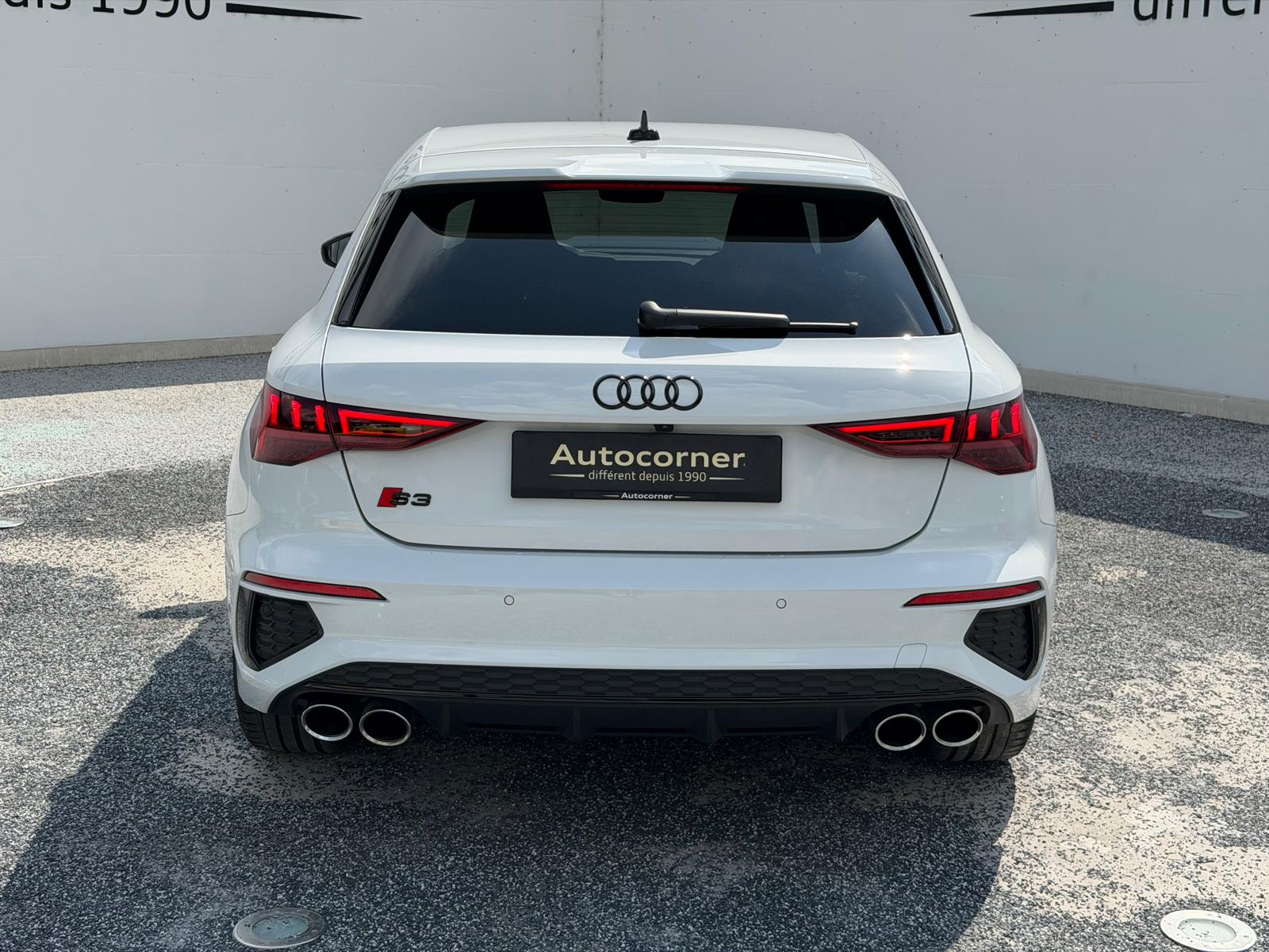 AUDI S3 Sportback 2.0 TFSI quattro S-tronic-image-4