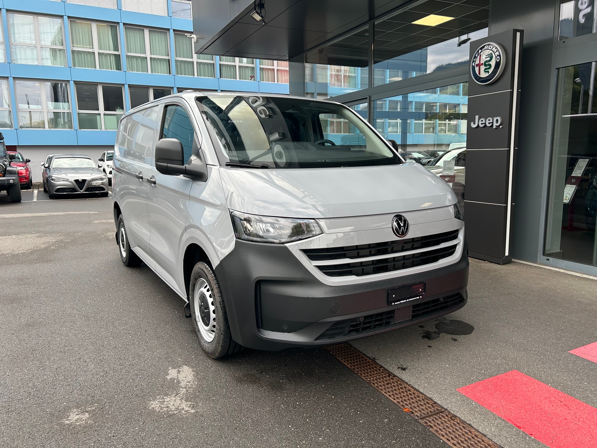 VW Transporter 2.0 TDI-image-12