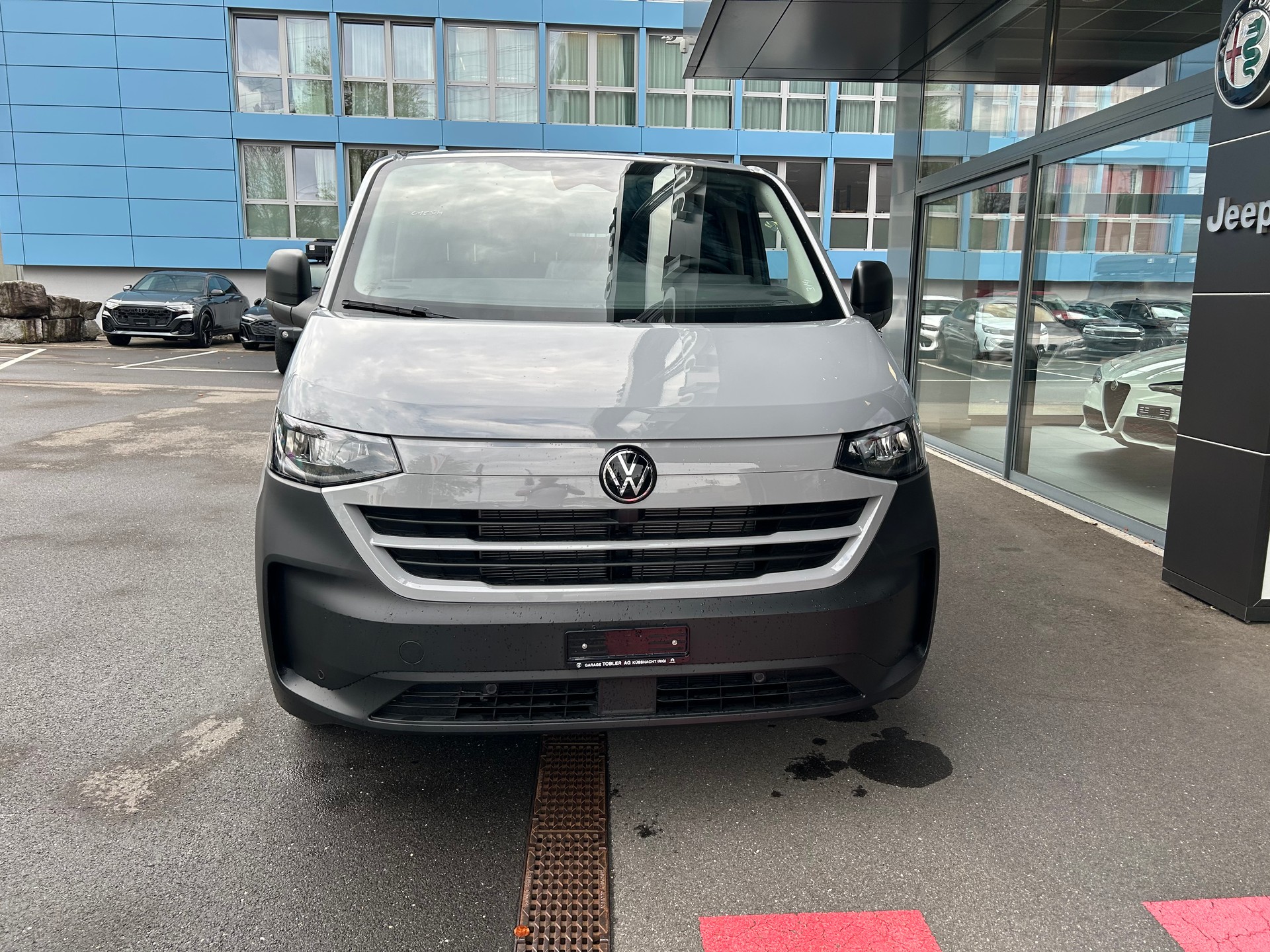 VW Transporter 2.0 TDI-image-11
