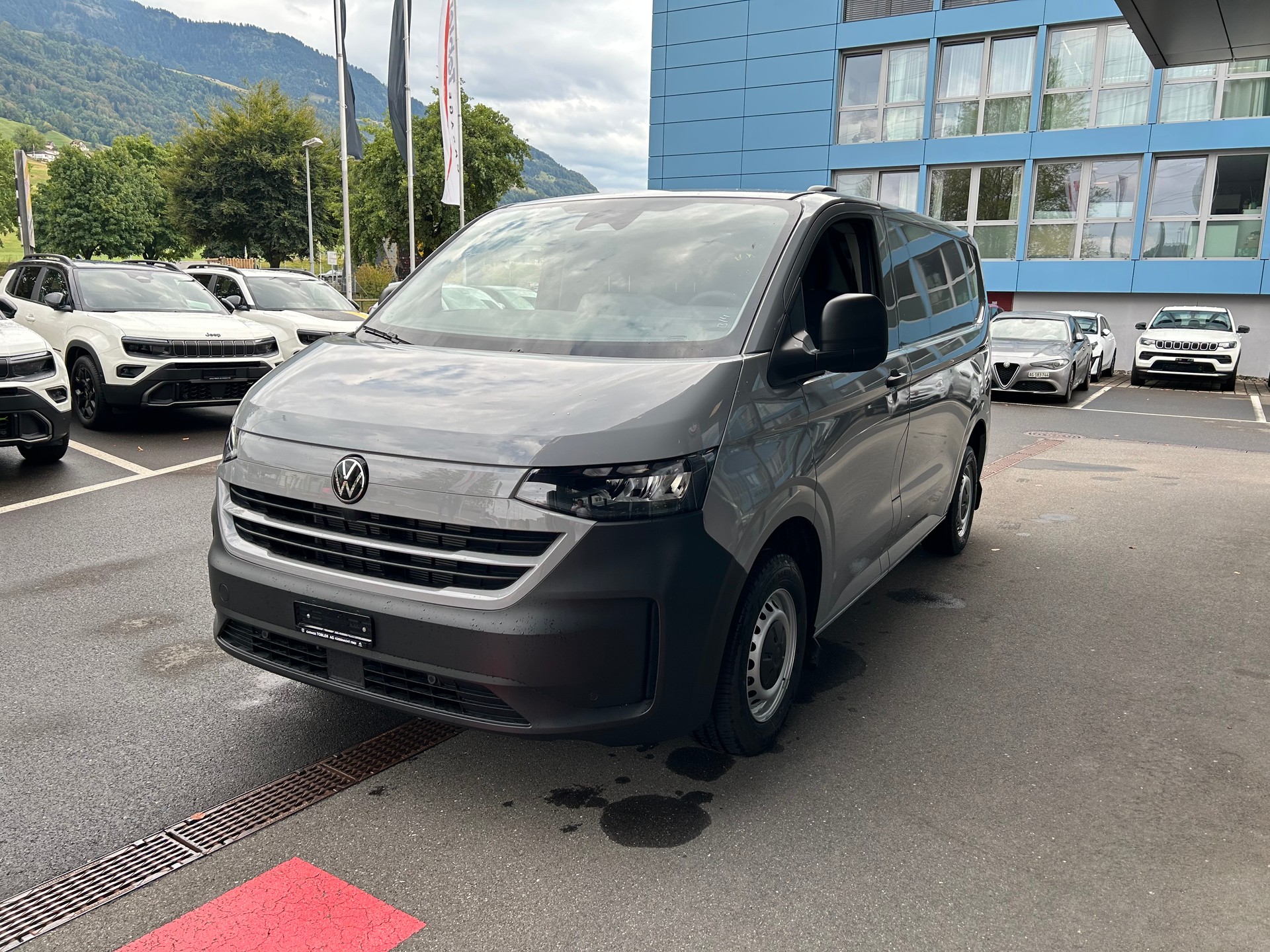 VW Transporter 2.0 TDI-image-9