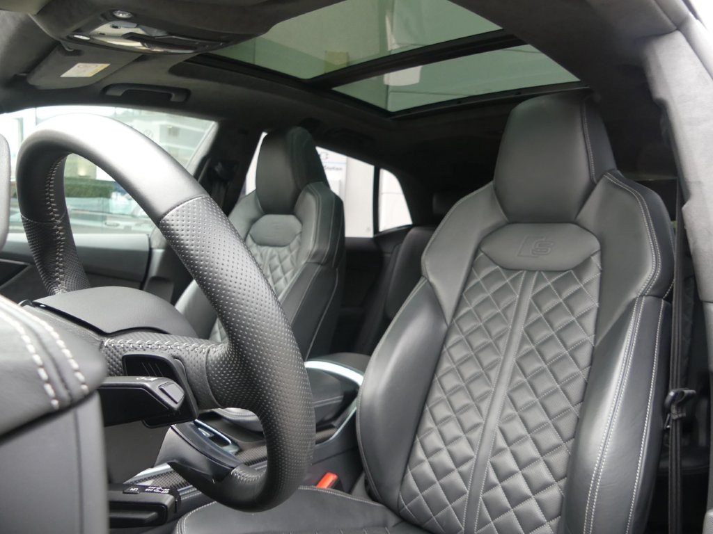 AUDI SQ8 50 TDI quattro tiptronic-image-9