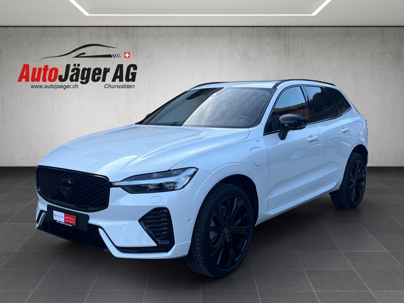 VOLVO XC60 T8 eAWD PluginHybrid Black Edition Geartronic-image-2