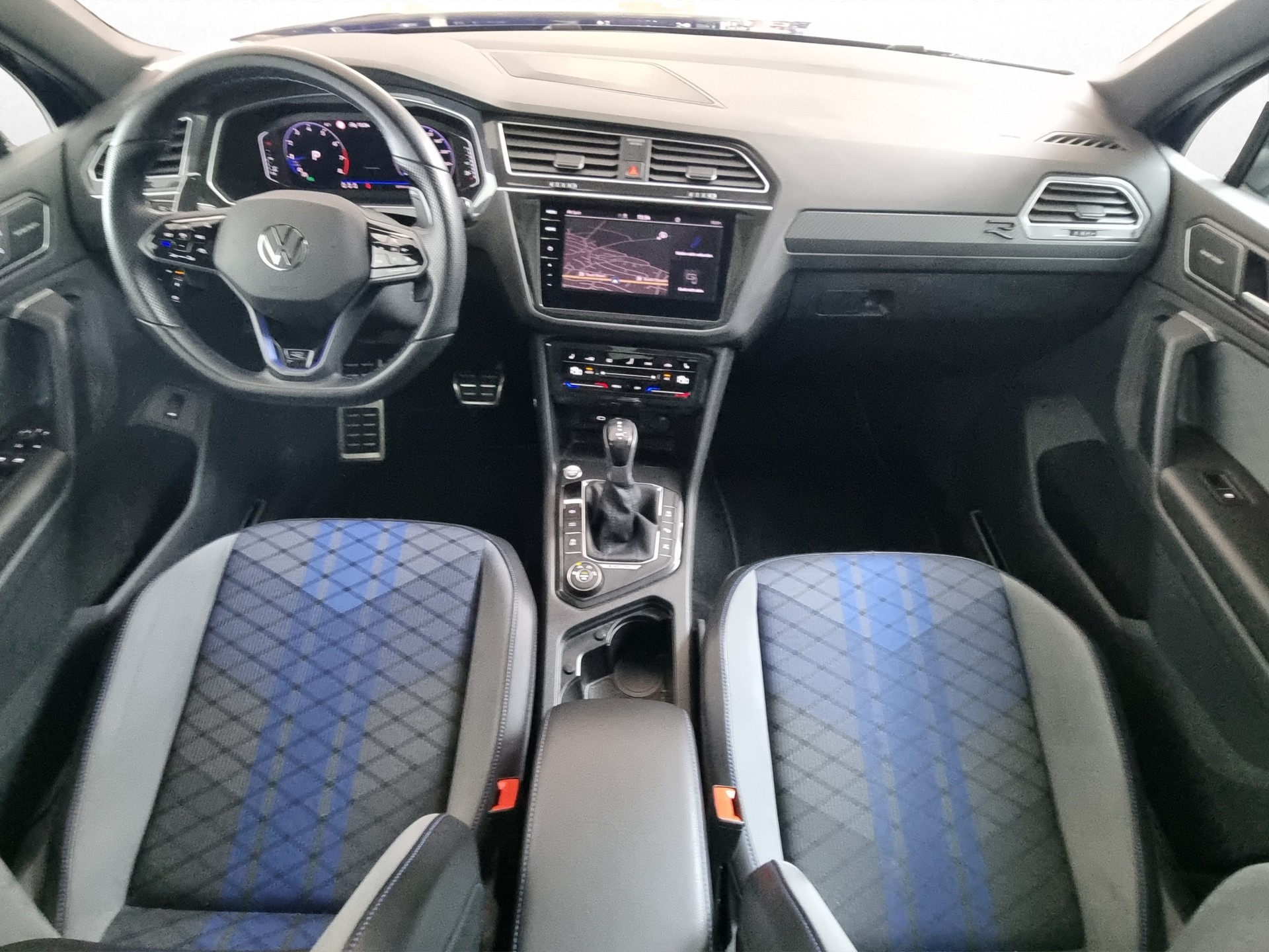 VW Tiguan 2.0 TSI R DSG-image-7