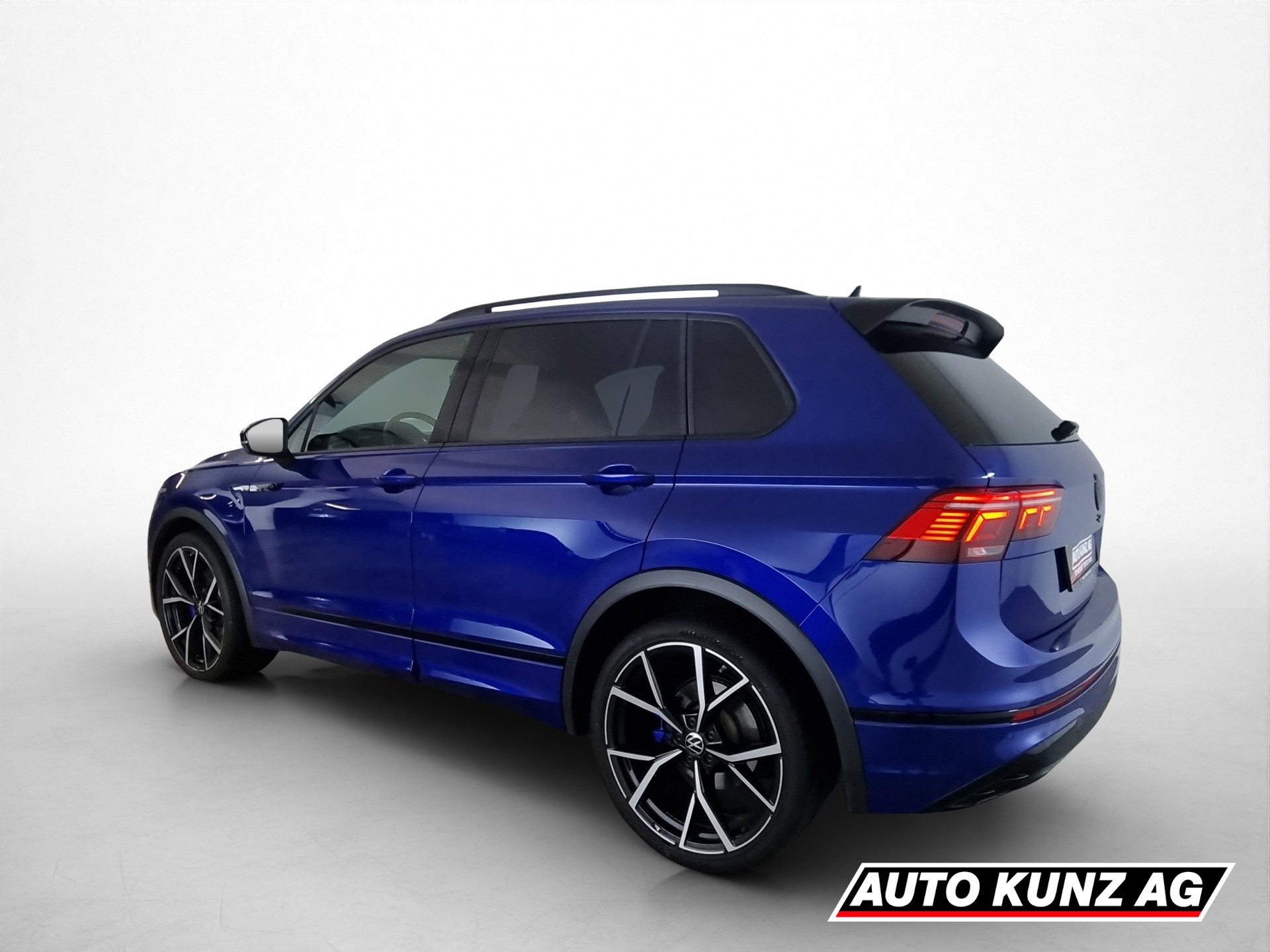 VW Tiguan 2.0 TSI R DSG-image-3
