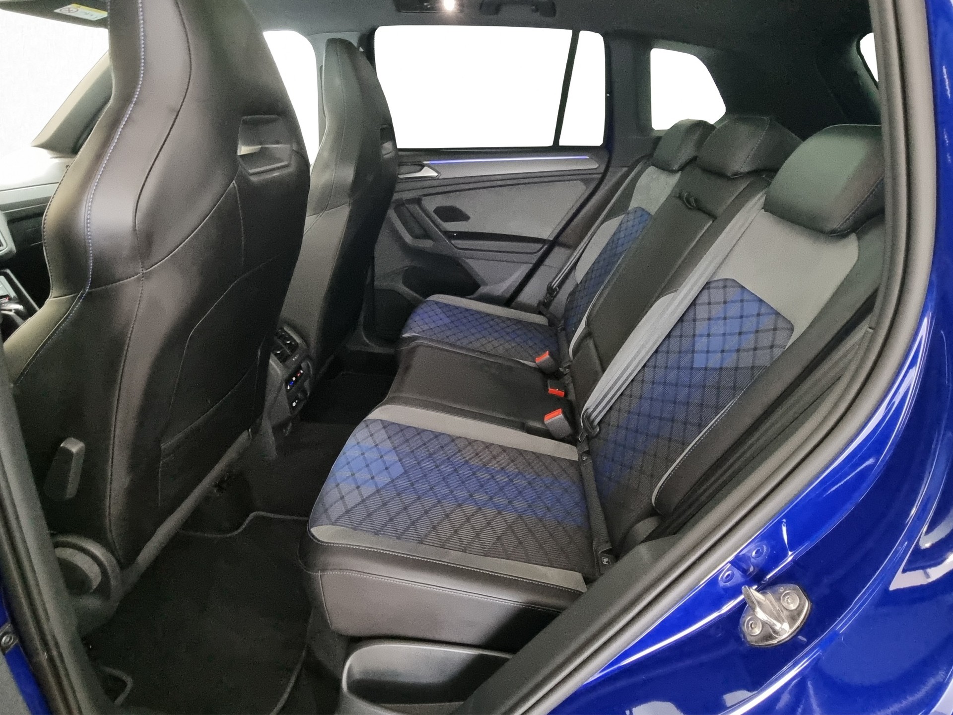 VW Tiguan 2.0 TSI R DSG-image-6