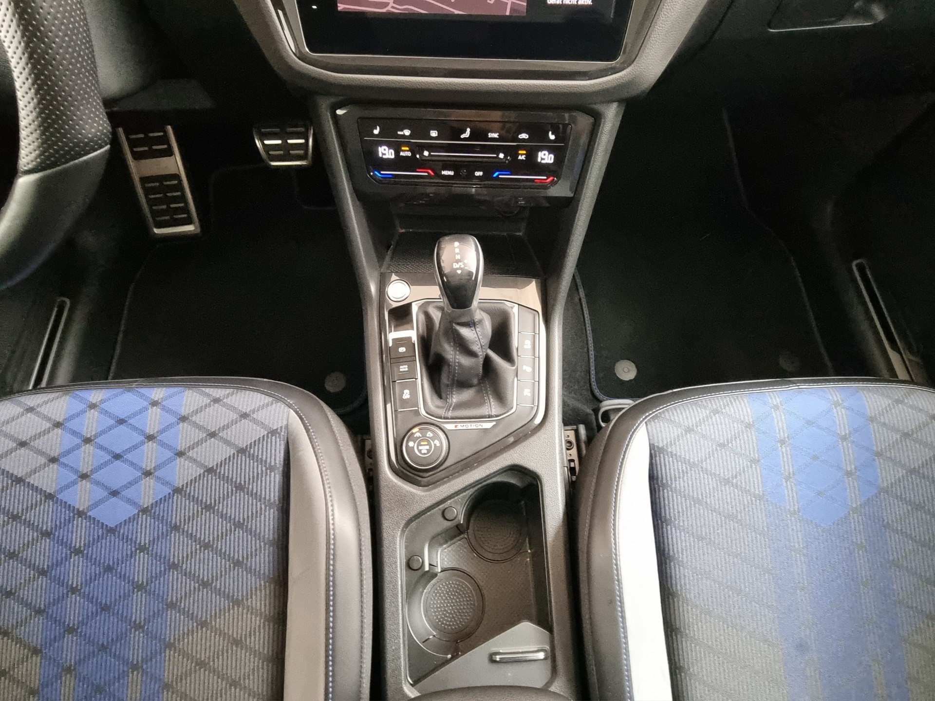 VW Tiguan 2.0 TSI R DSG-image-9