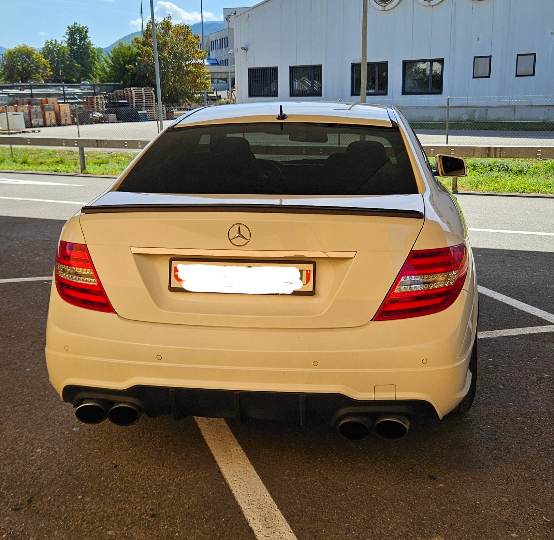 MERCEDES-BENZ C 250 BlueEF Edition-image-2
