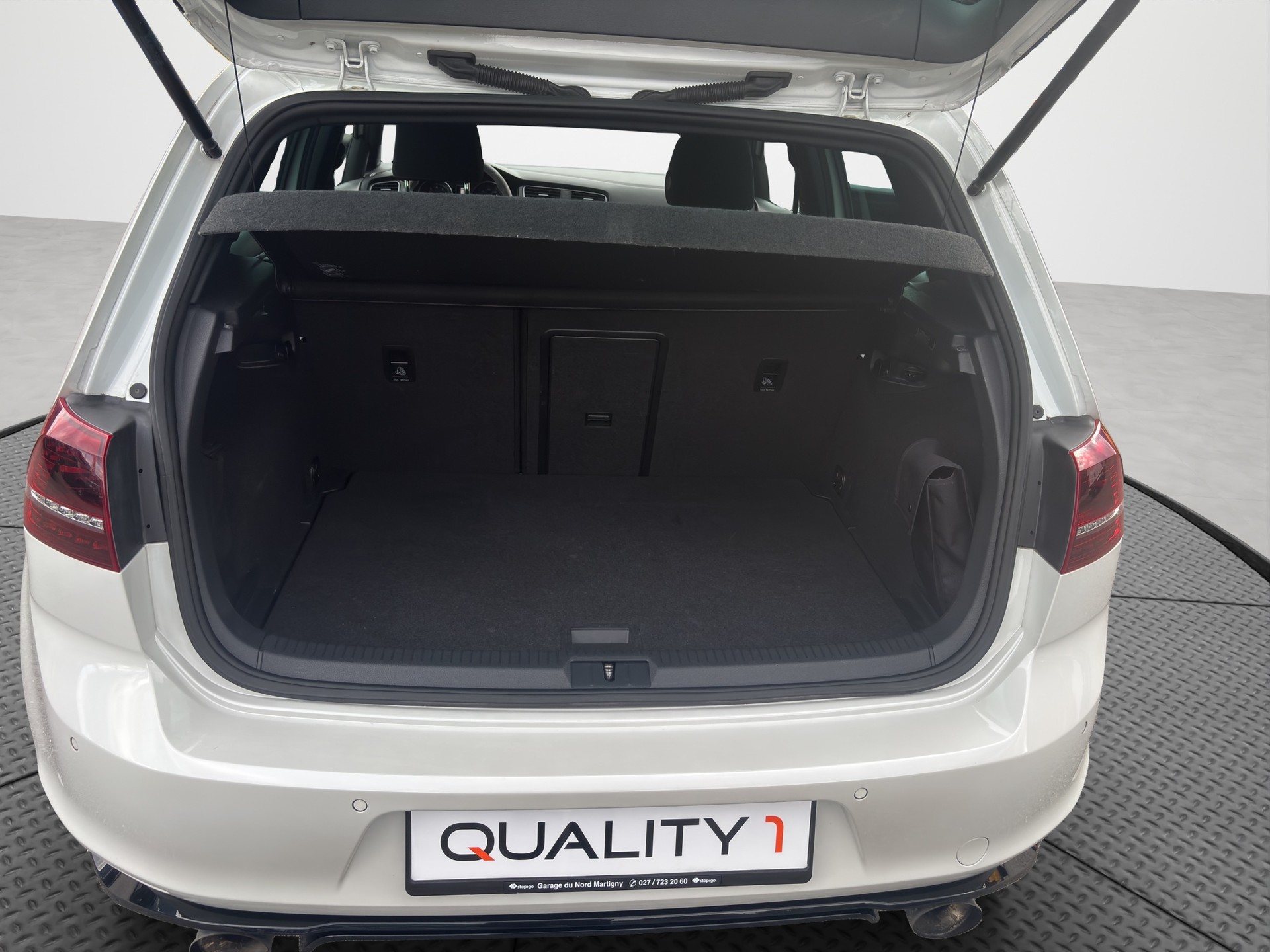 VW Golf 2.0 TSI GTI Clubsport DSG-image-14