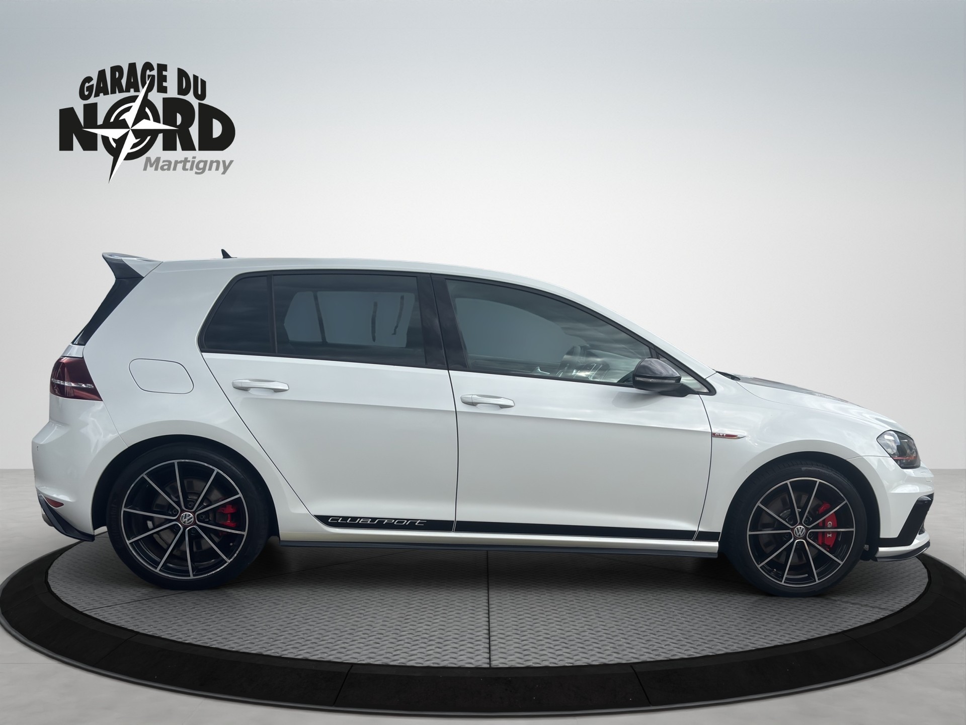 VW Golf 2.0 TSI GTI Clubsport DSG-image-6