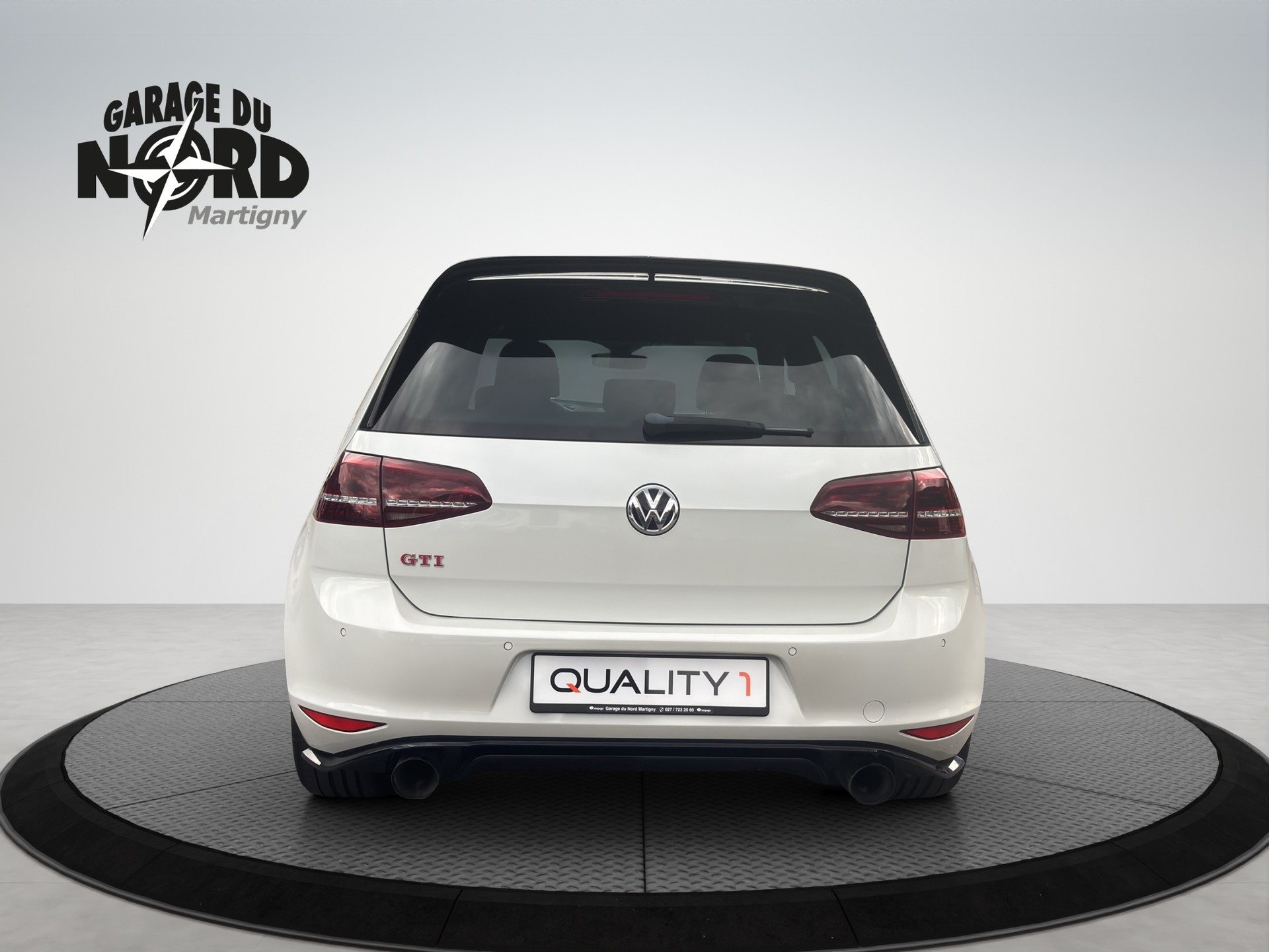 VW Golf 2.0 TSI GTI Clubsport DSG-image-4