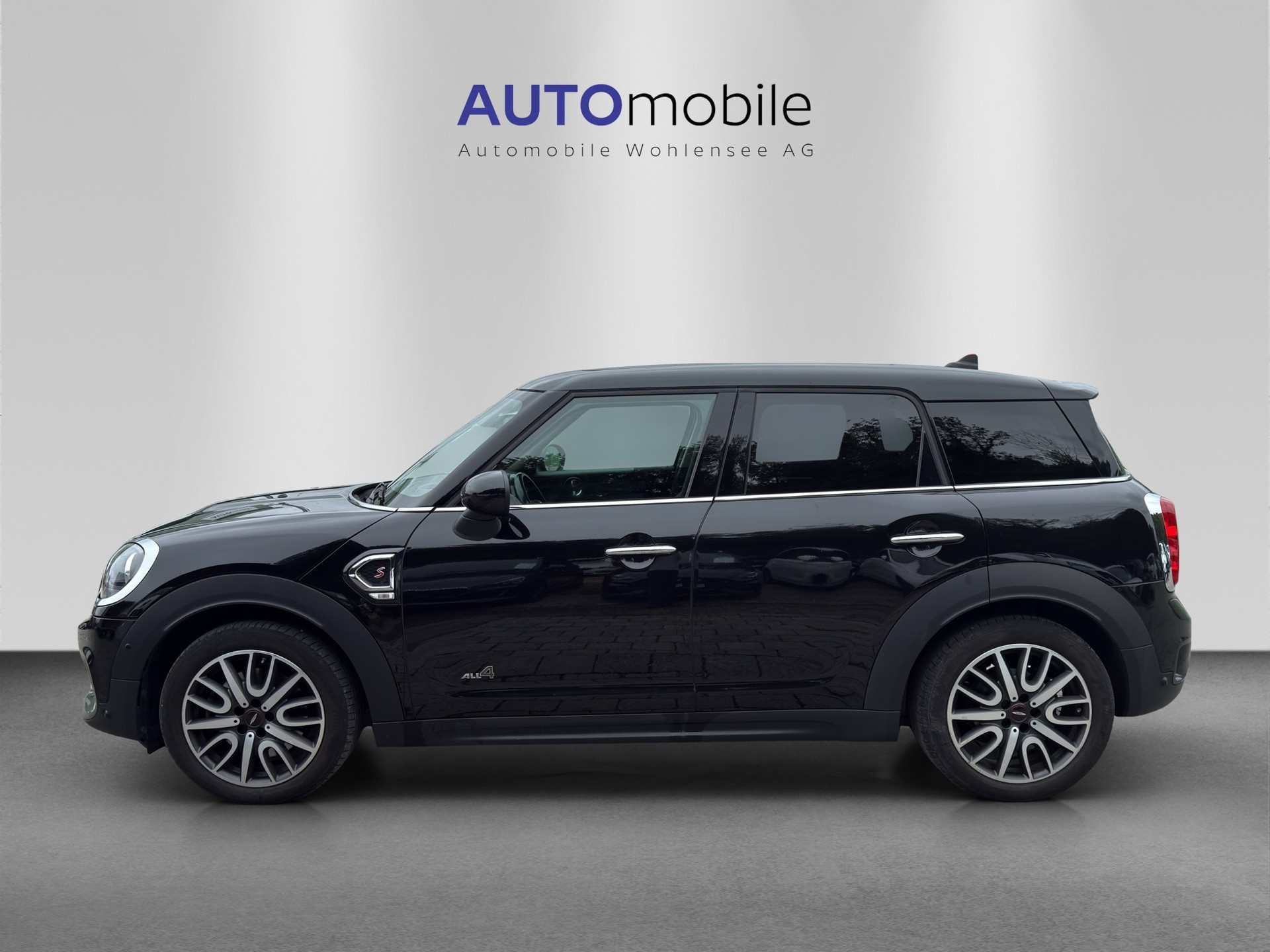 MINI Countryman Cooper SD ALL4 Steptronic-image-0