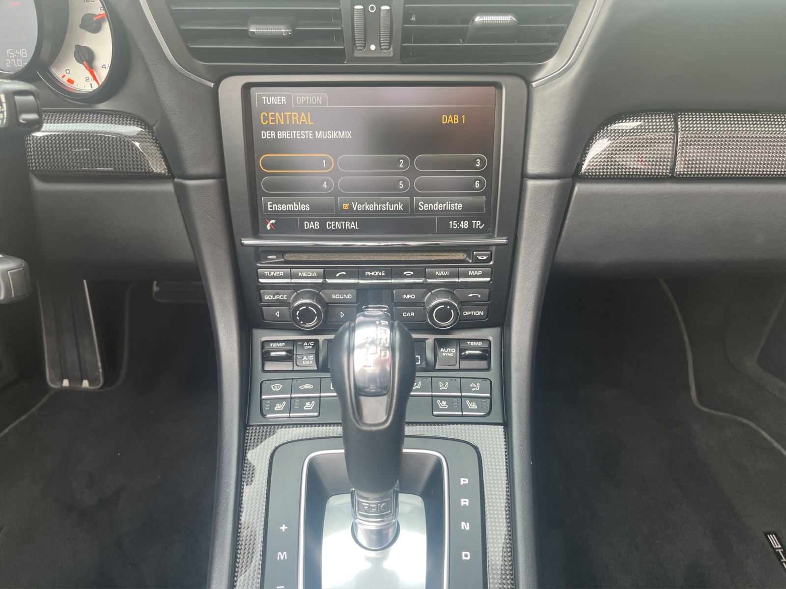 PORSCHE 911 (991.1) Cabriolet 3.8 Turbo S PDK-image-13