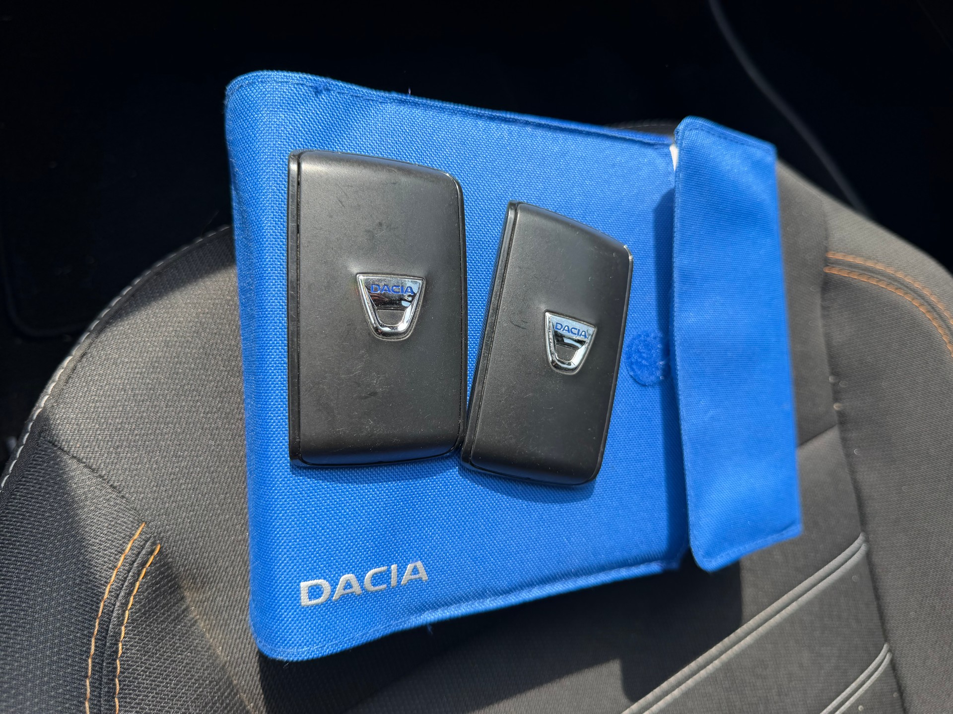 DACIA Sandero Stepway TCe 90 Comfort CVT-image-10