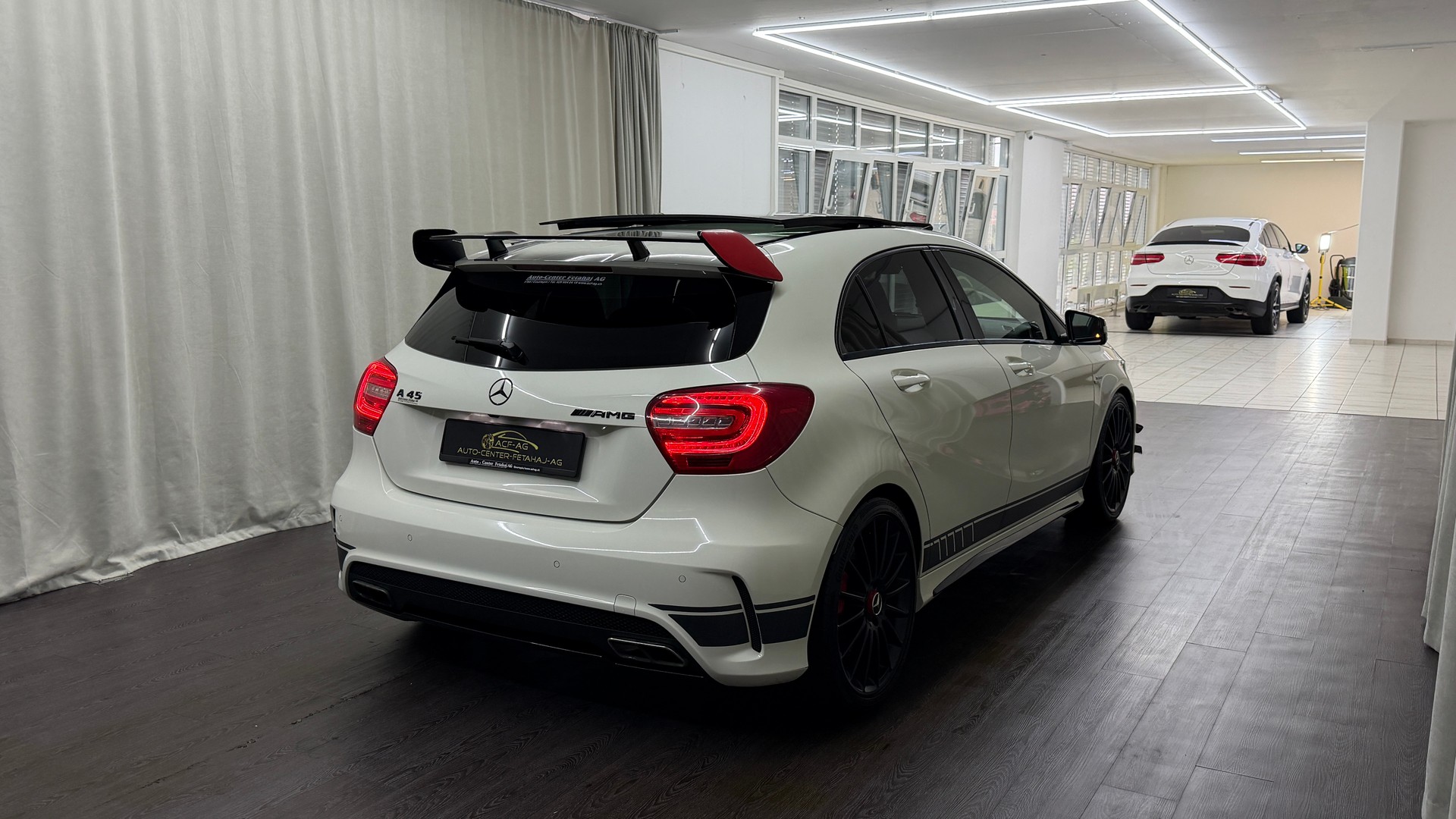 MERCEDES-BENZ A 45 AMG 4Matic Speedshift 7G-DCT-image-3