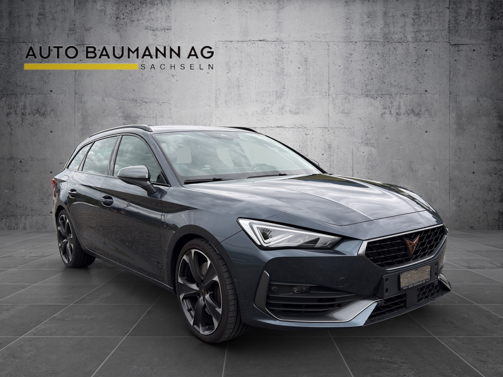 CUPRA LEON ST 2.0 TSI 310 PS VZ DSG 4Drive-image-4