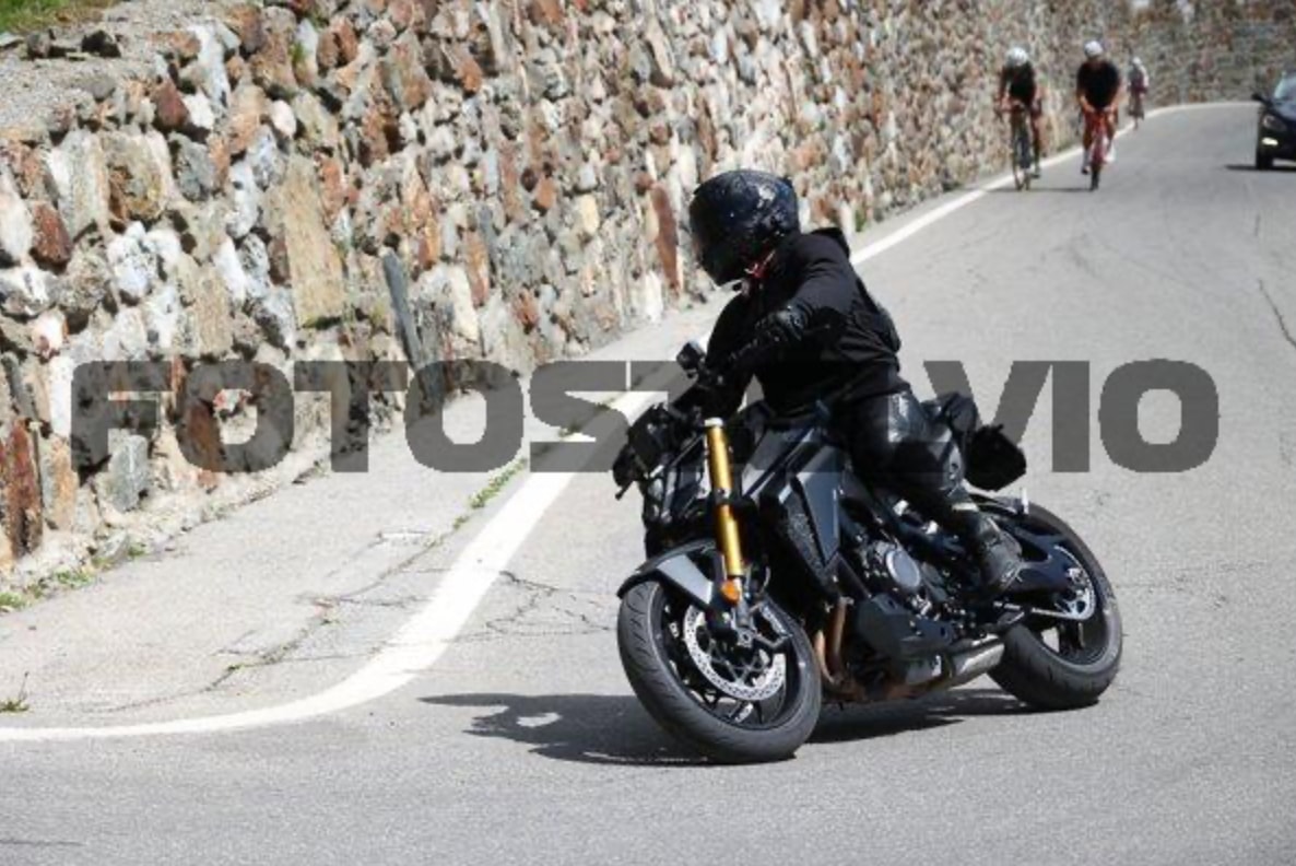 SUZUKI GSX-S 1000-image-3