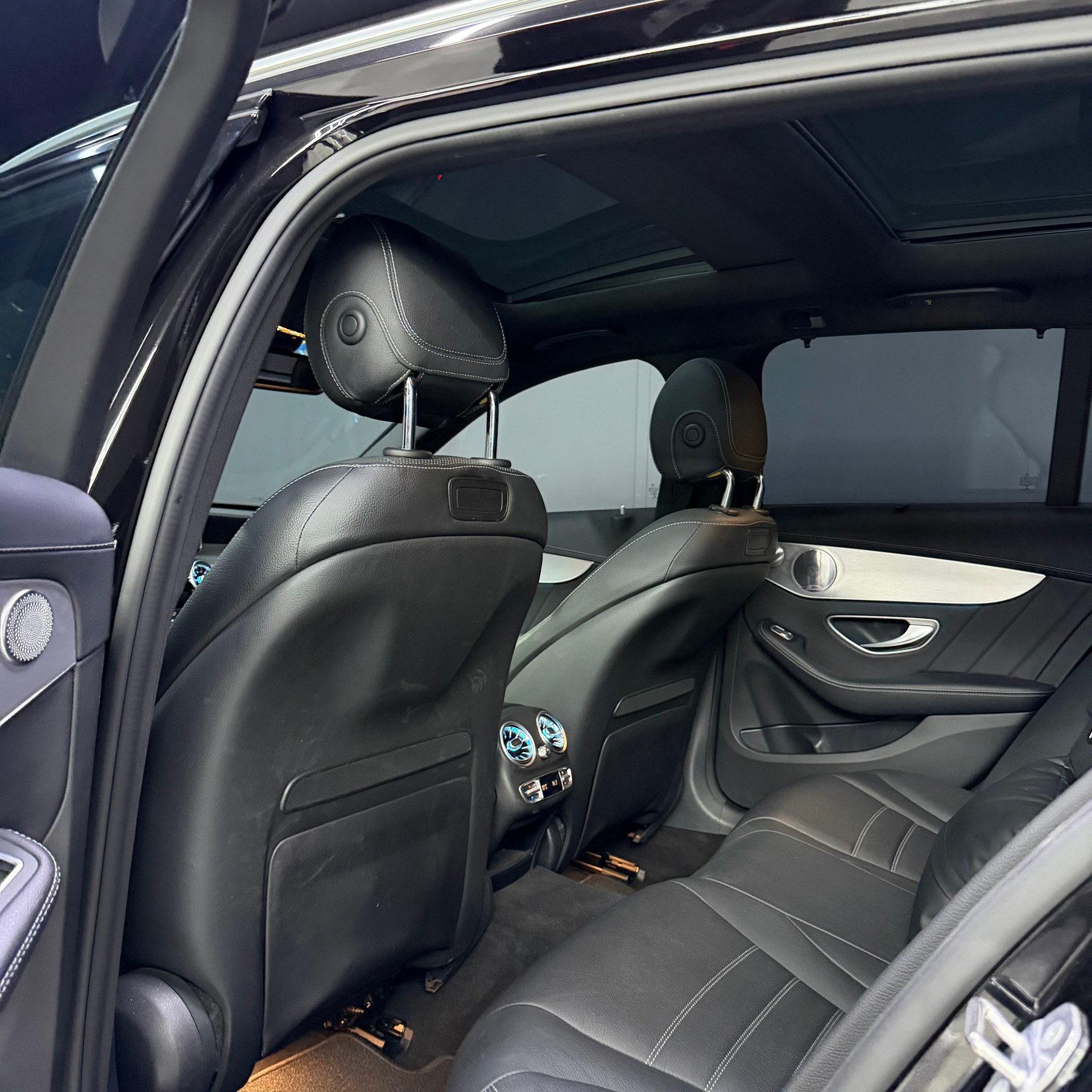 MERCEDES-BENZ C 43 AMG 4Matic 9G-Tronic-image-9
