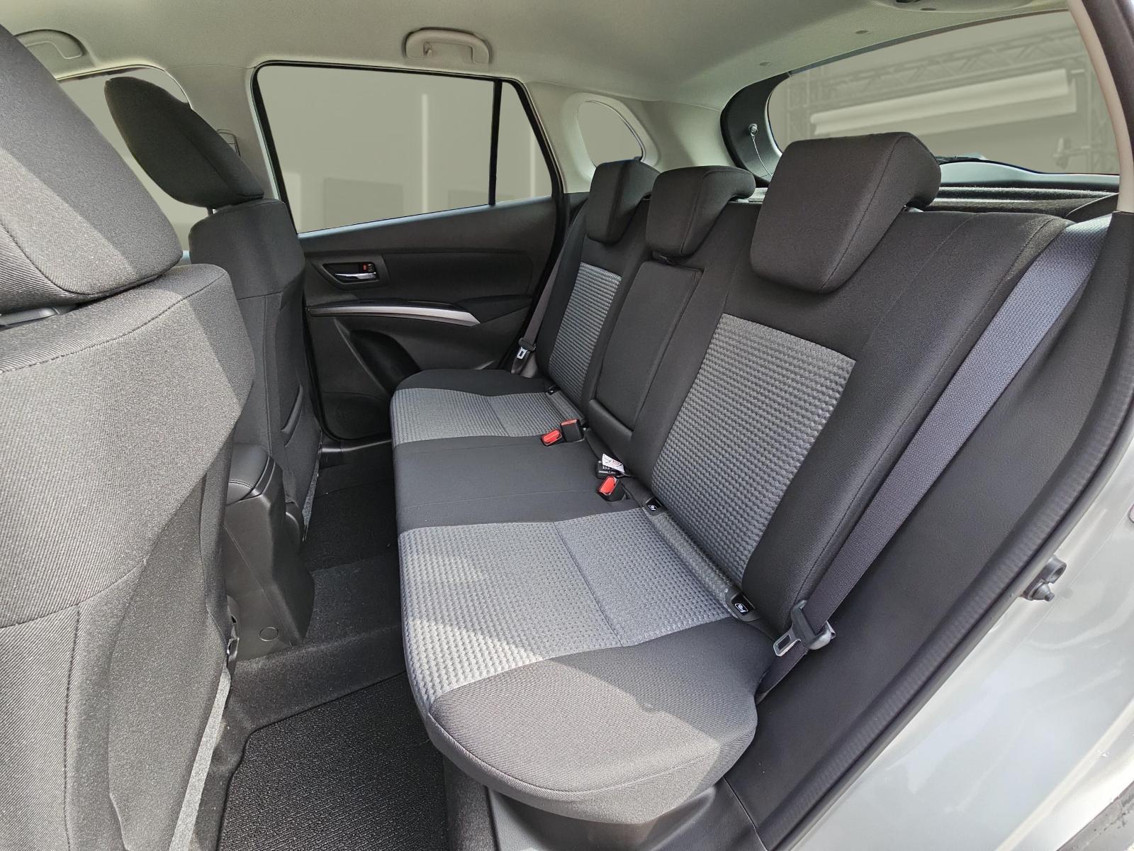 SUZUKI S-Cross 1.4 T Compact+ Hybrid 4x4-image-10