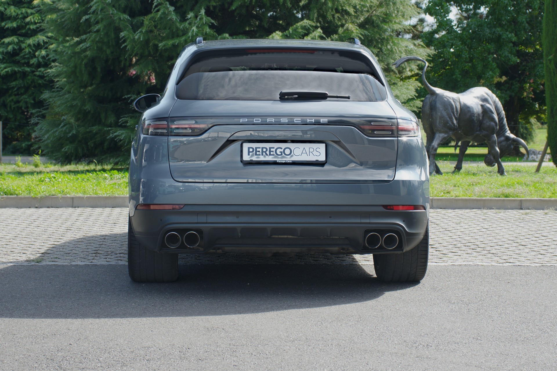 PORSCHE Cayenne S-image-4