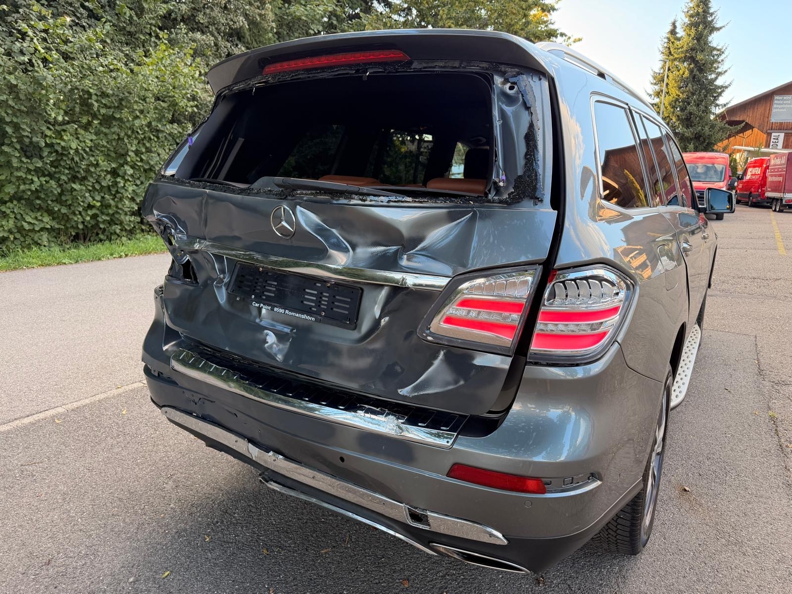 MERCEDES-BENZ GLS 500 4Matic 9G-Tronic-image-3